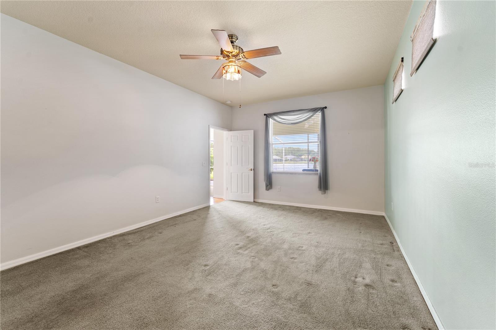 Image 24 of 44 For 20941 Tangor Road