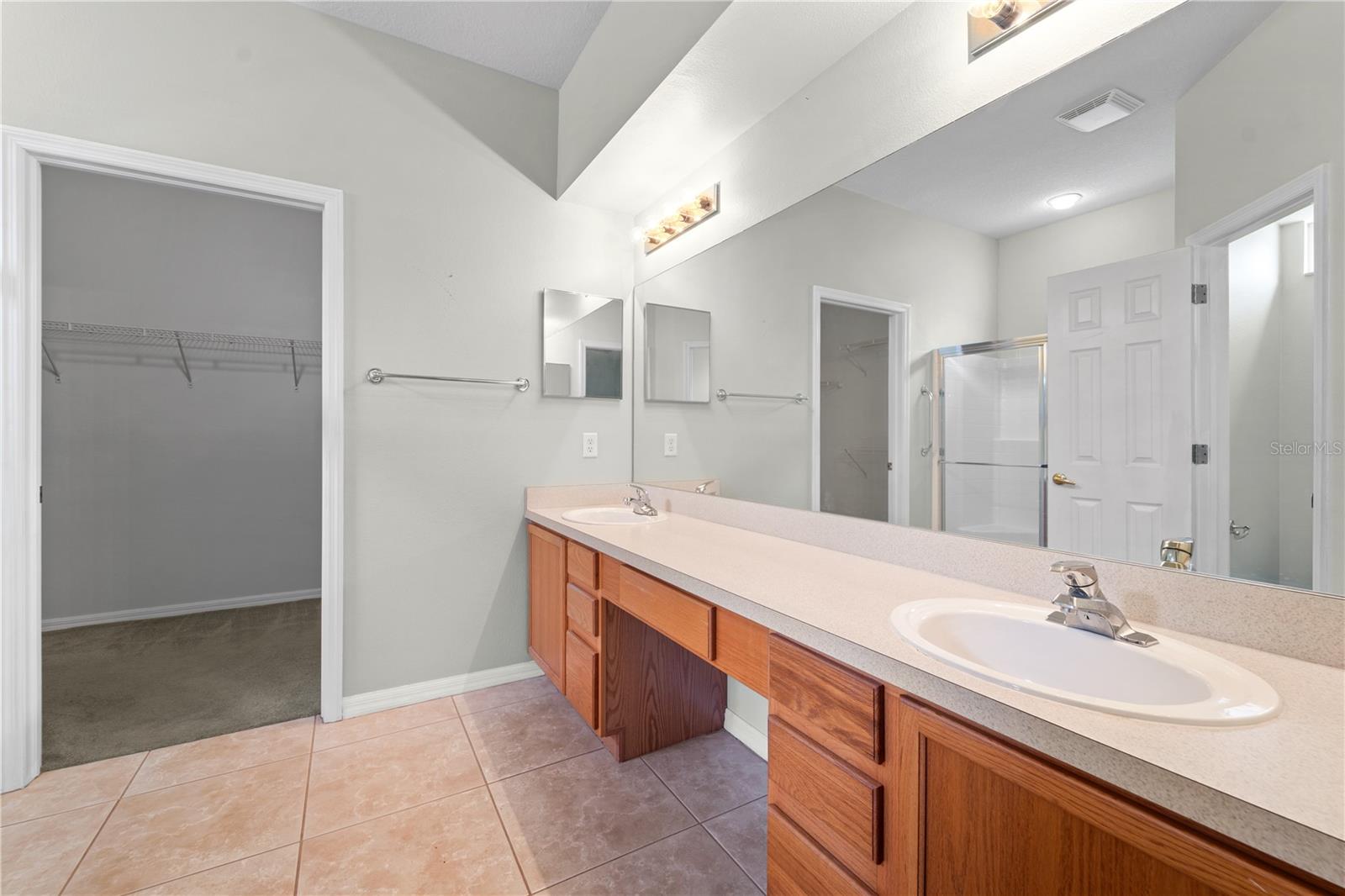 Image 27 of 44 For 20941 Tangor Road