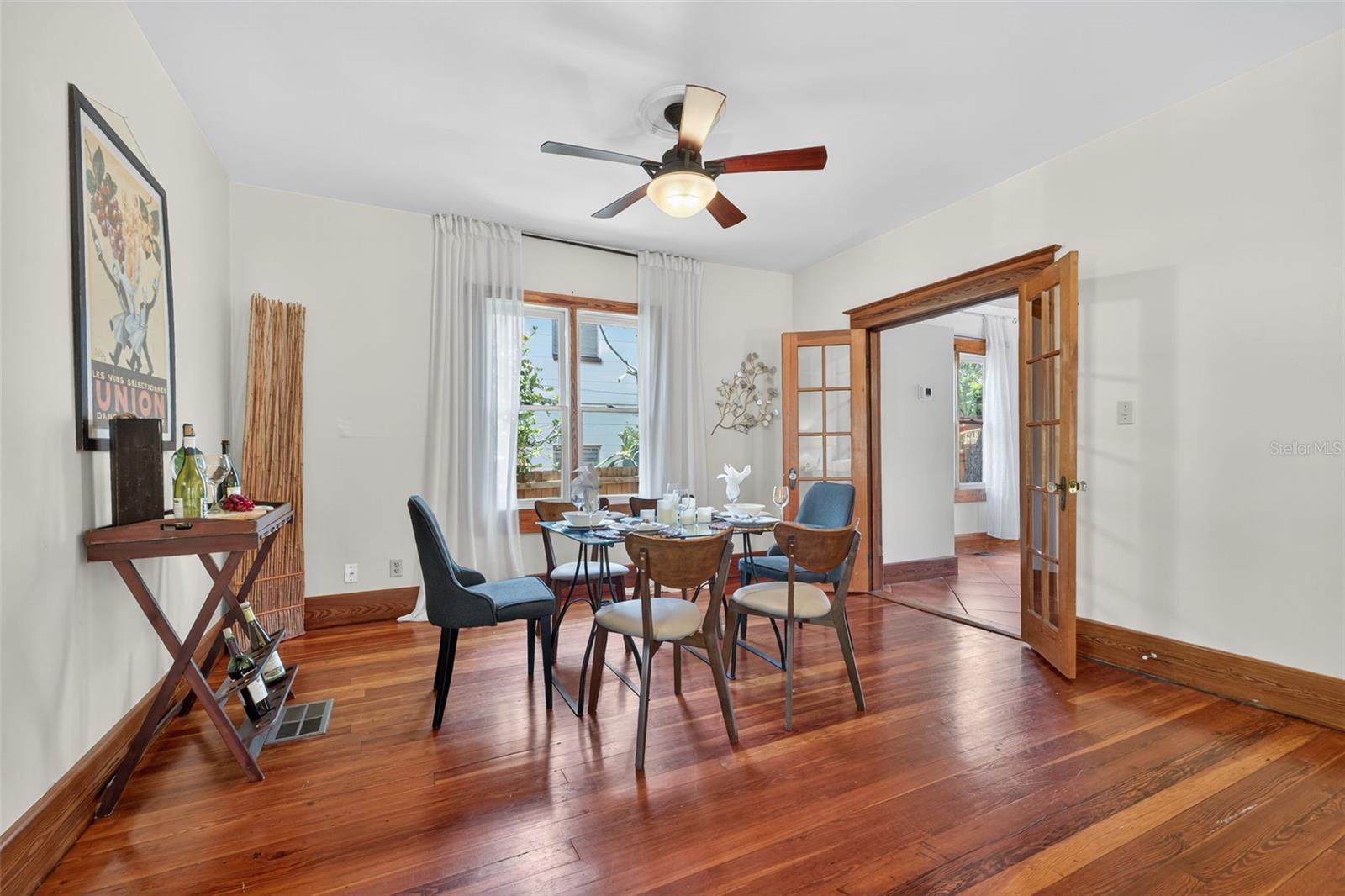 Image 8 of 42 For 822 8th Avenue S
