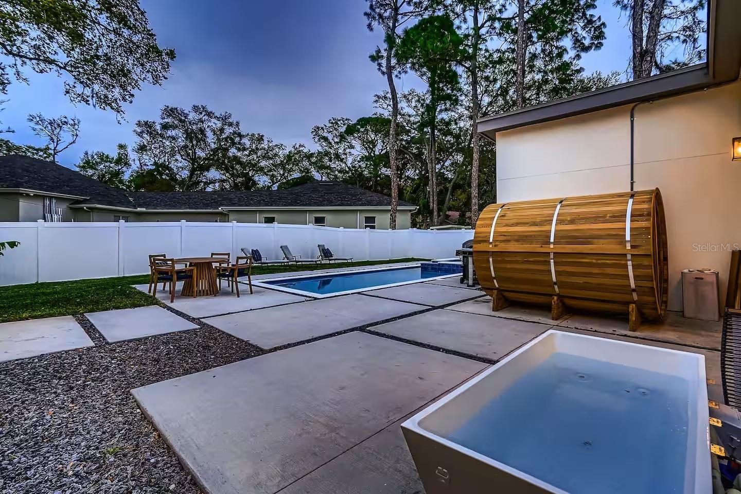 Image 36 of 50 For 13509 Park Boulevard