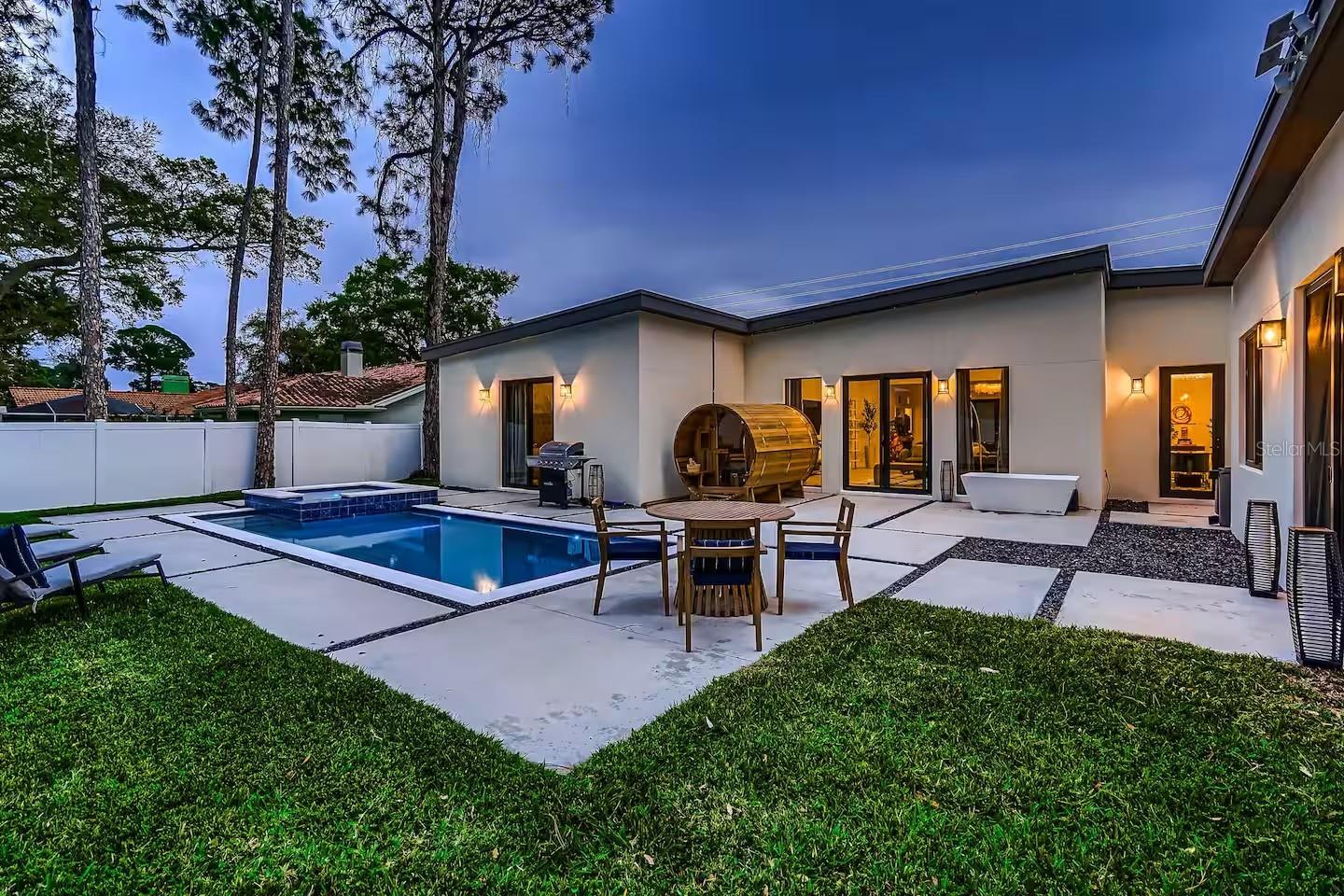 Image 37 of 50 For 13509 Park Boulevard