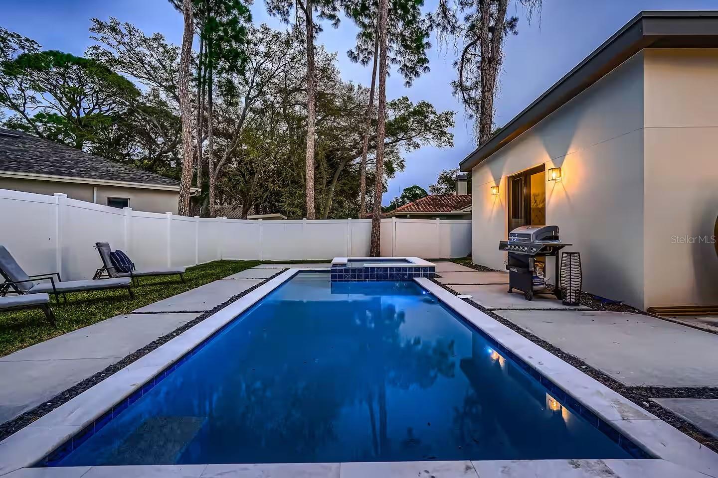 Image 43 of 50 For 13509 Park Boulevard