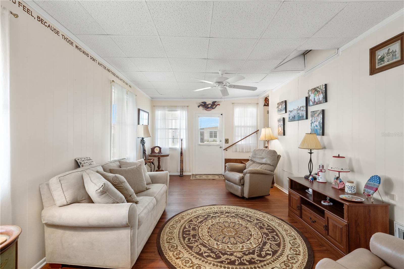 Image 8 of 59 For 36814 Grace Avenue