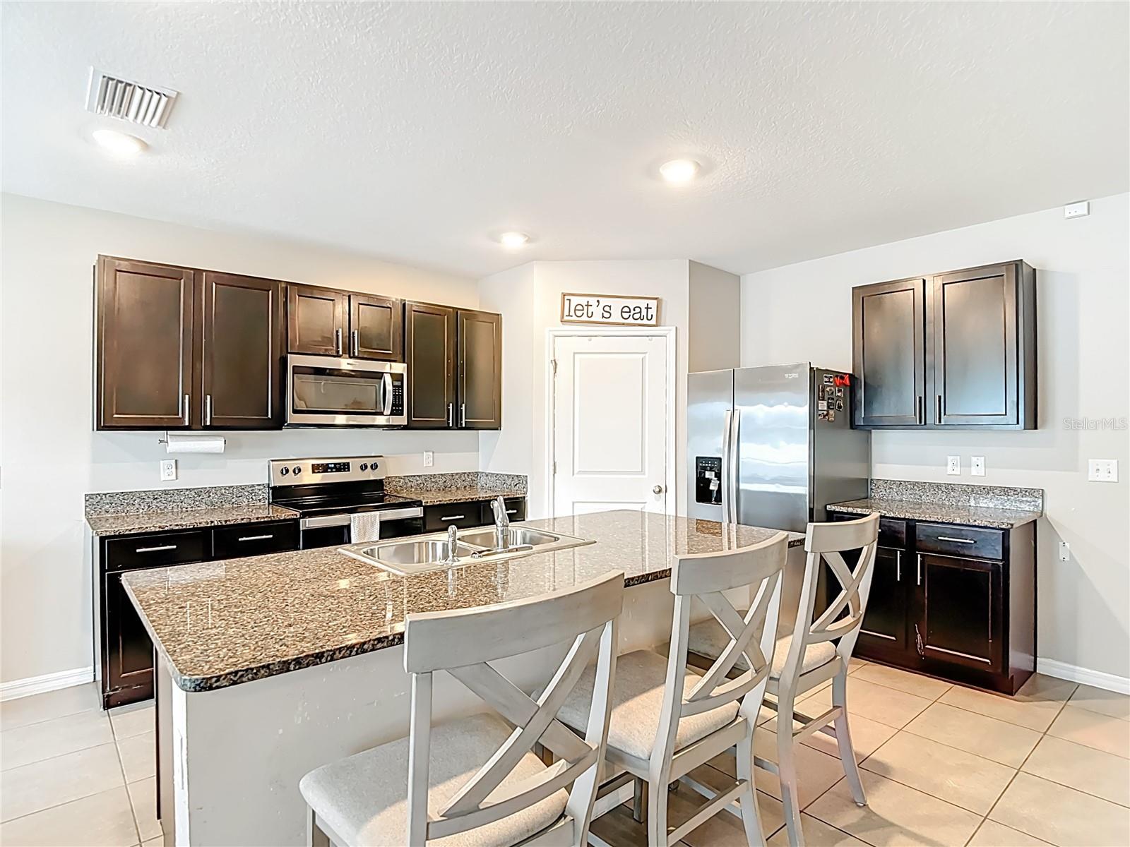 Image 17 of 78 For 1810 Johnson Pointe Drive