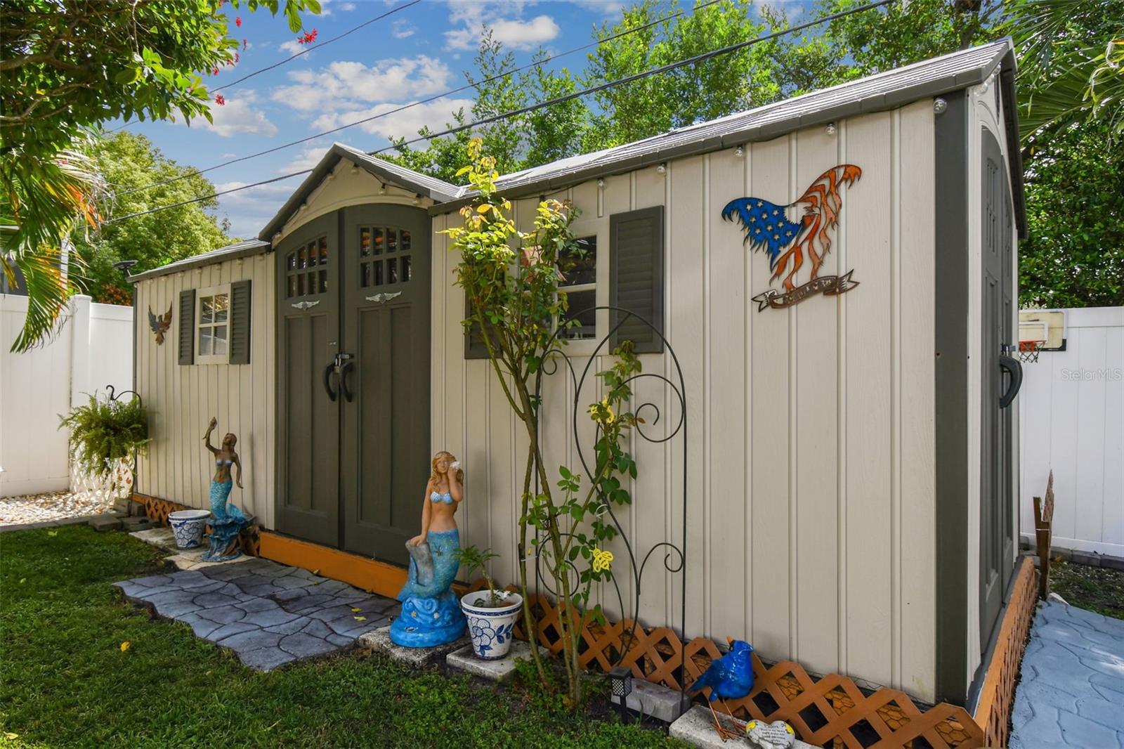 Image 44 of 51 For 1389 Seabreeze Street