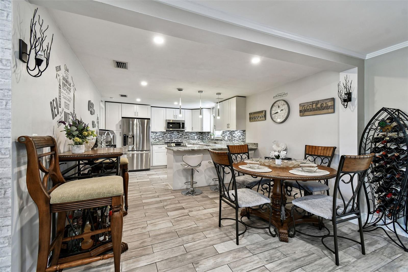 Image 7 of 51 For 1389 Seabreeze Street