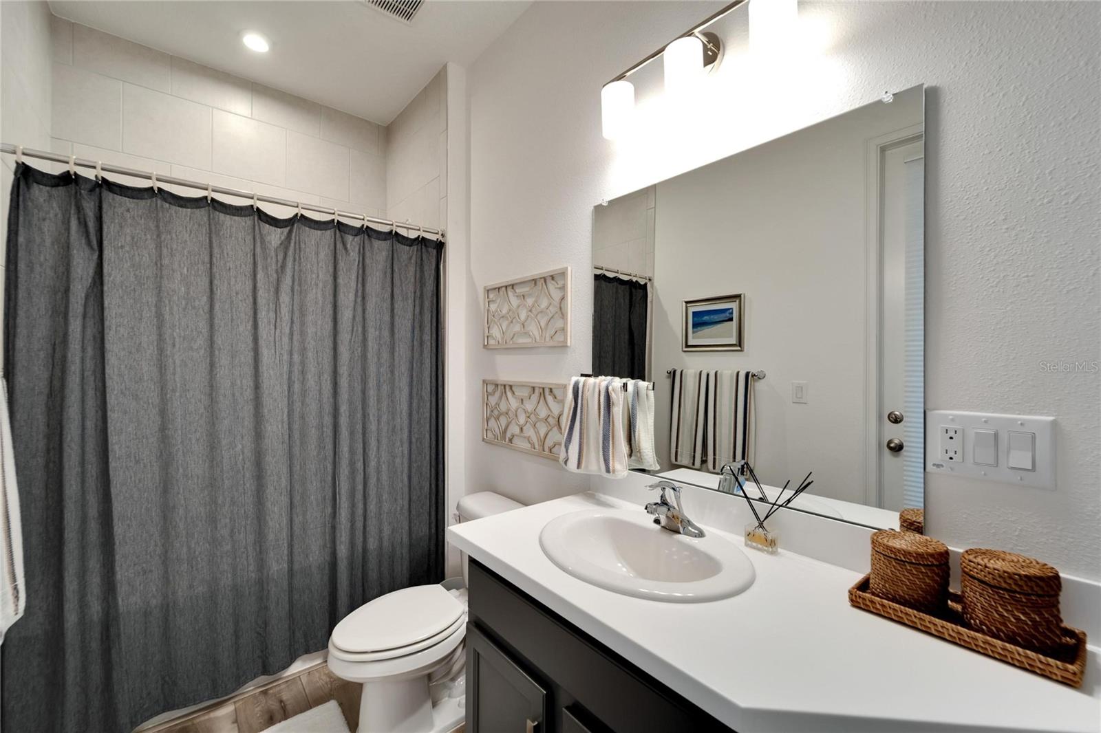 Image 36 of 63 For 5316 Gavella Cove