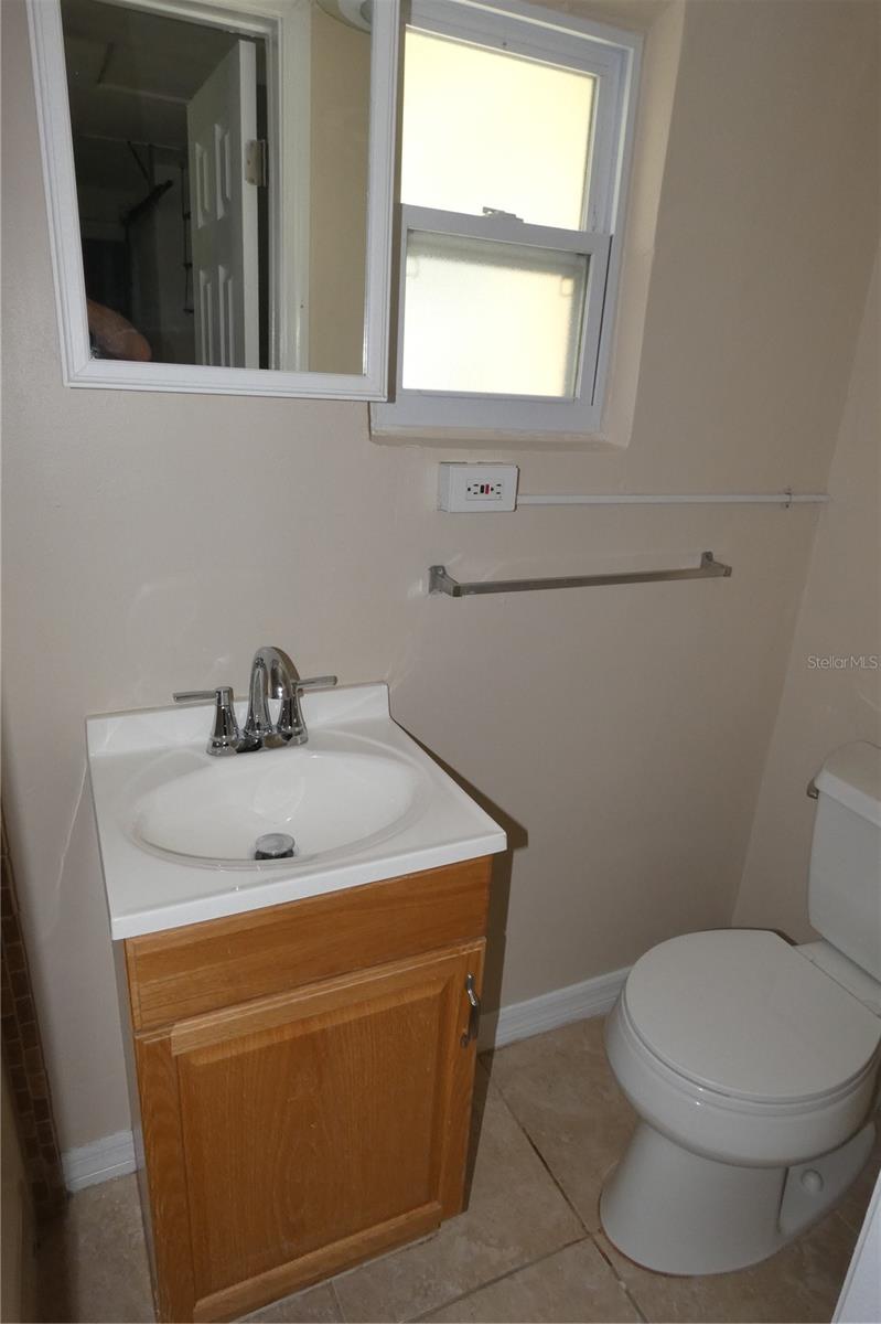 Image 14 of 16 For 2840 52nd Lane N