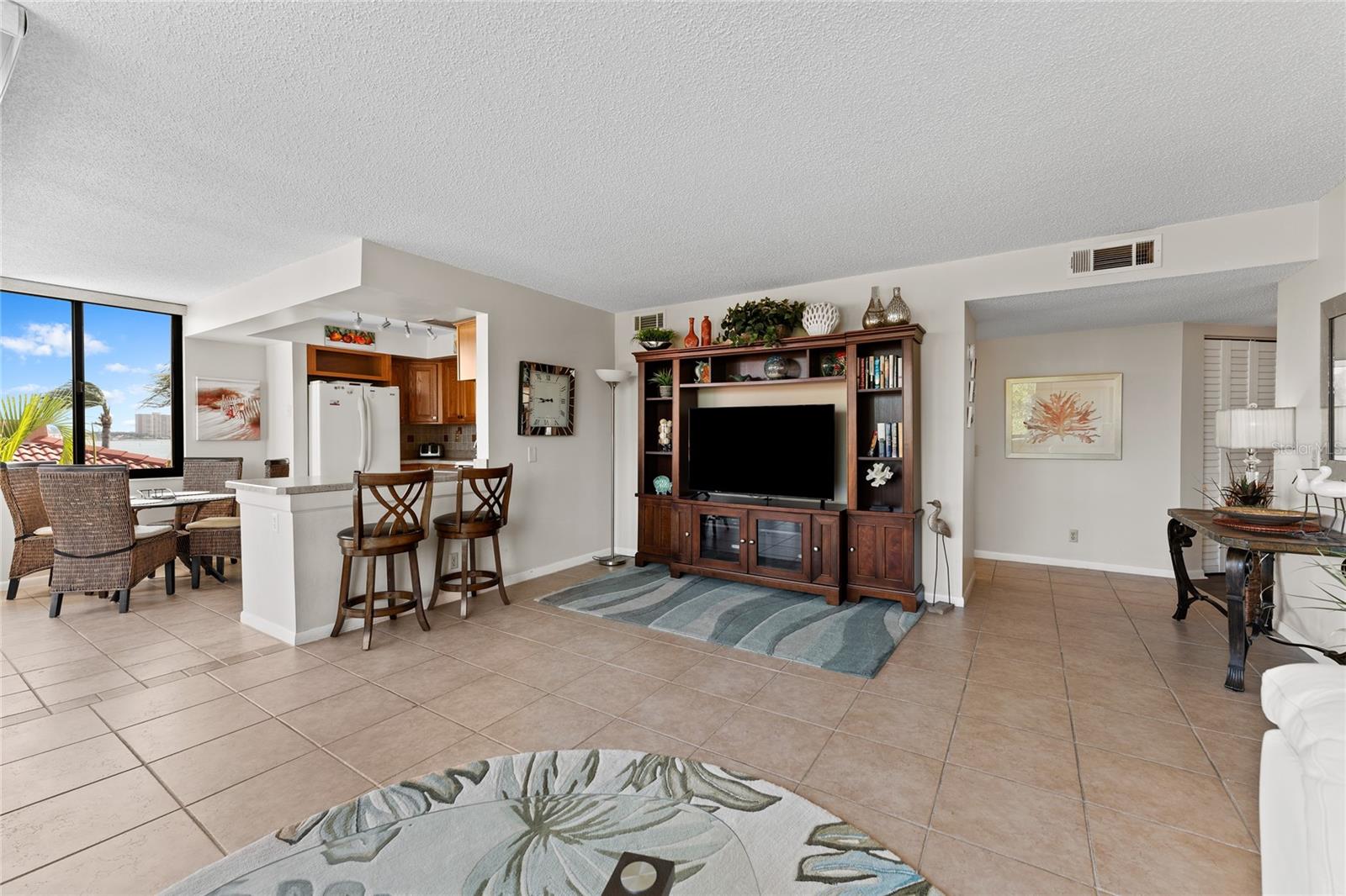 Image 5 of 50 For 6268 Palma Del Mar Boulevard S 306