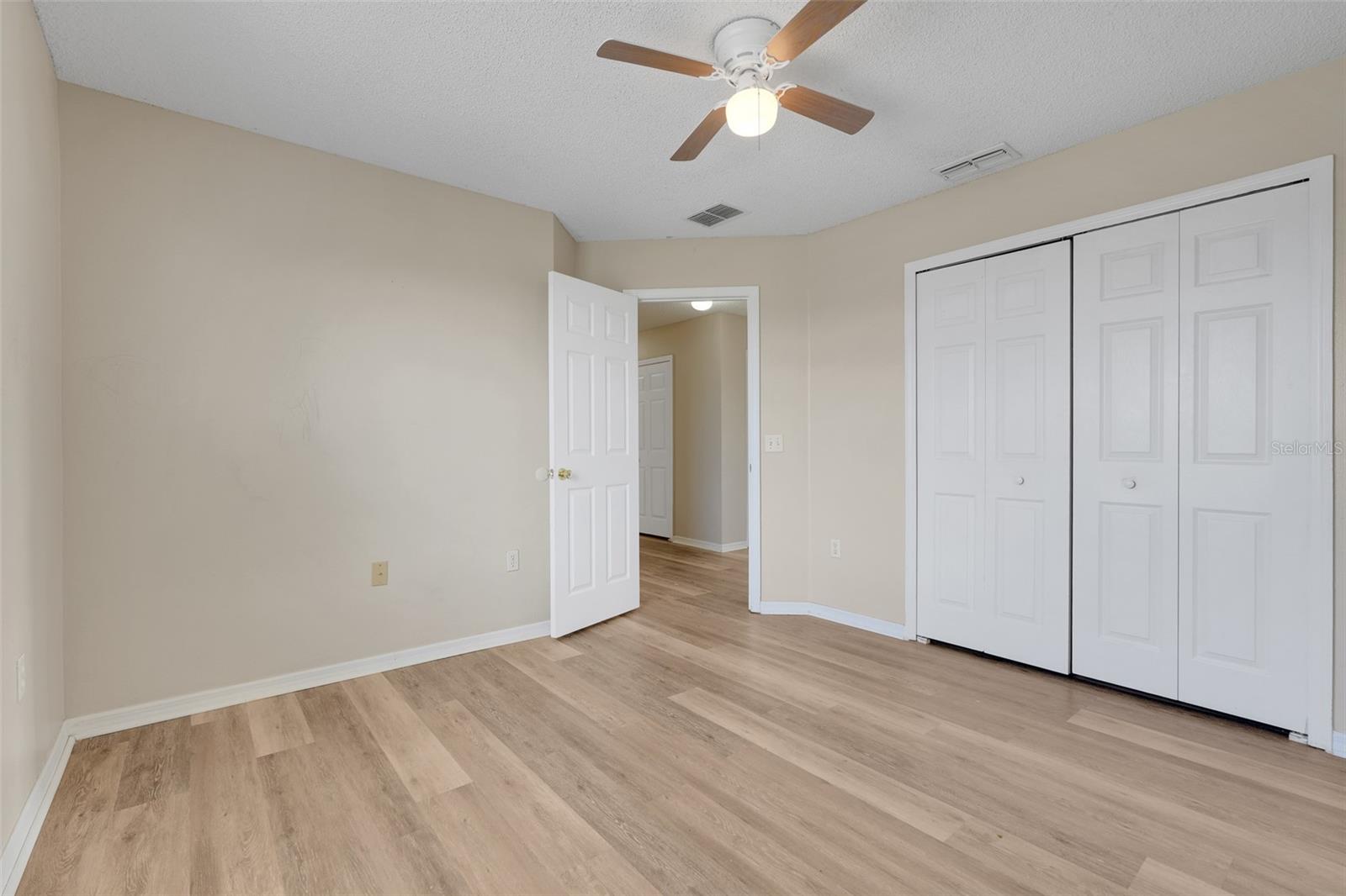 Image 30 of 45 For 312 Aldershot Court