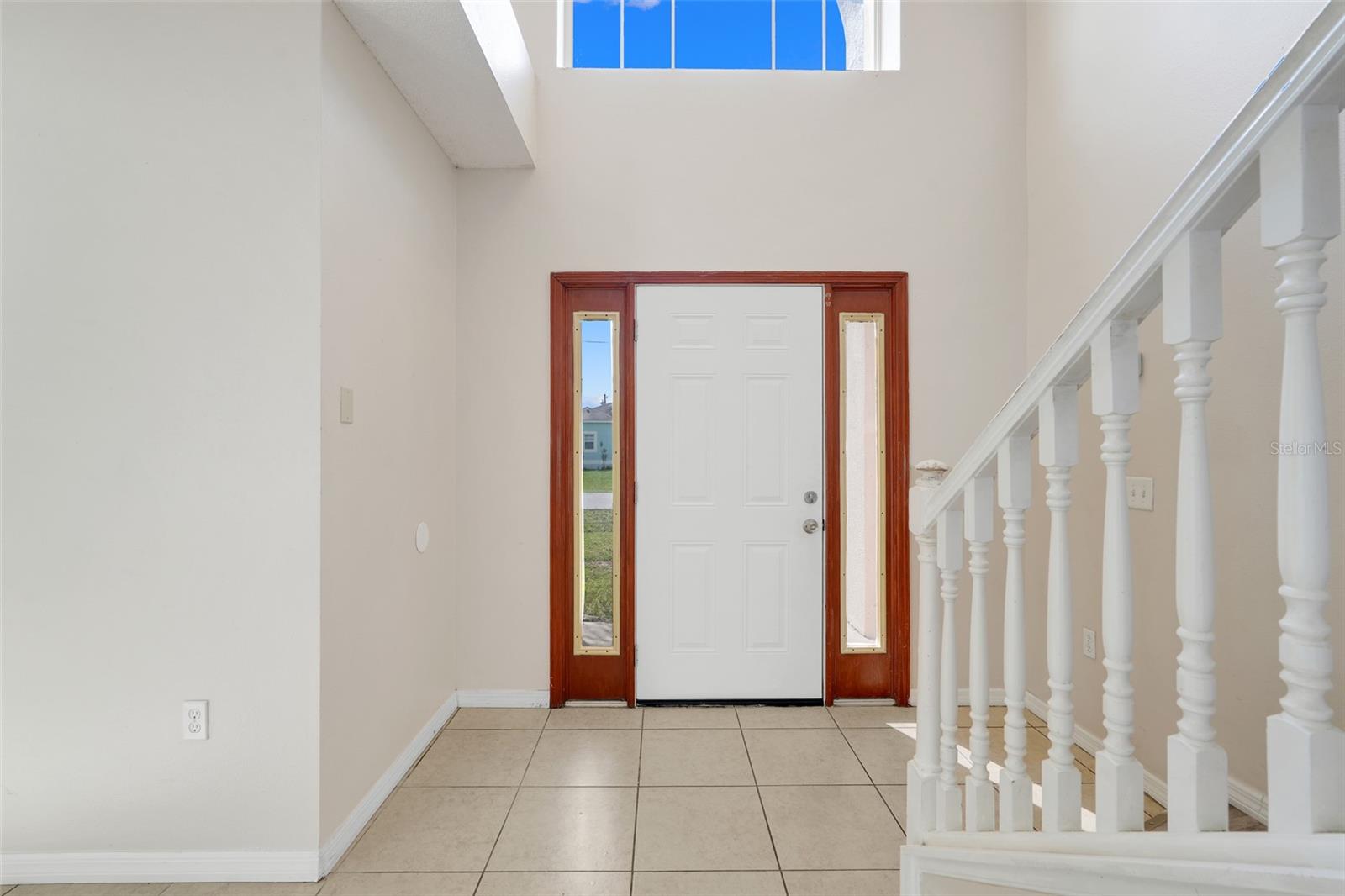 Image 4 of 45 For 312 Aldershot Court