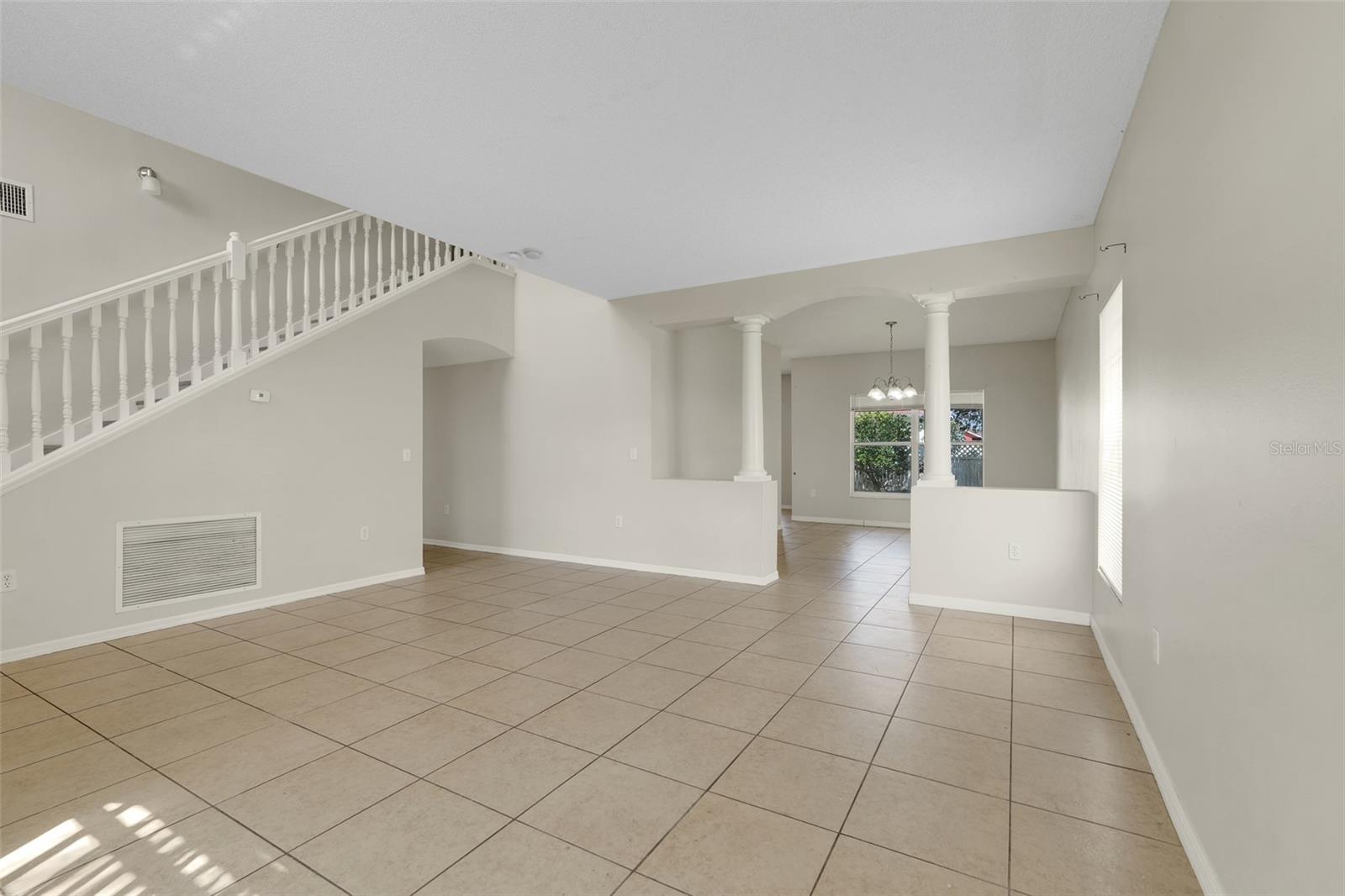 Image 6 of 45 For 312 Aldershot Court