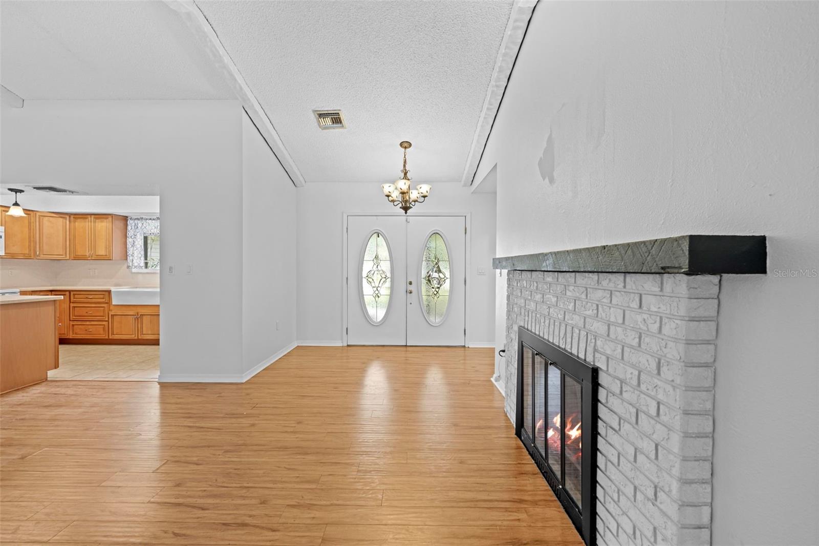 Image 12 of 56 For 7401 Galloway Road