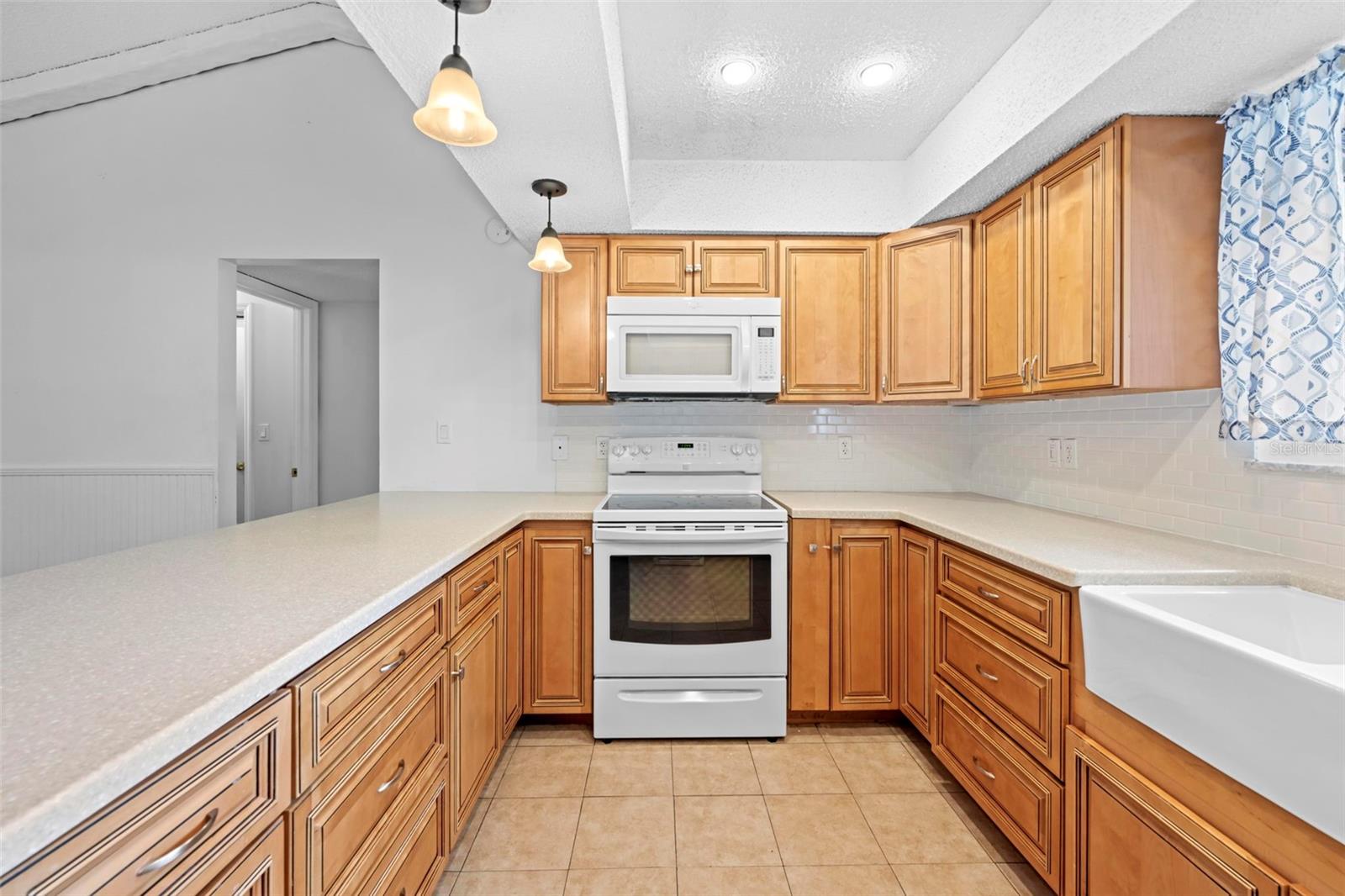 Image 20 of 56 For 7401 Galloway Road