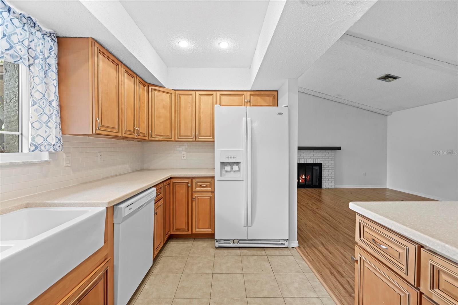 Image 22 of 56 For 7401 Galloway Road