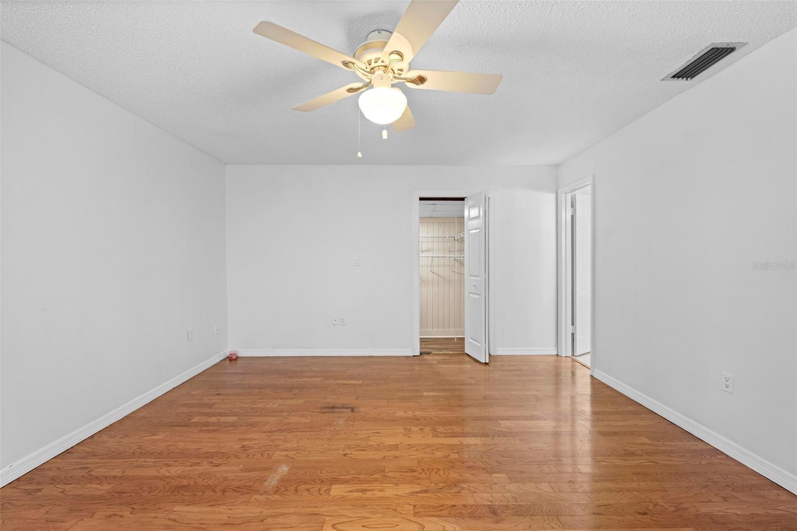 Image 42 of 56 For 7401 Galloway Road