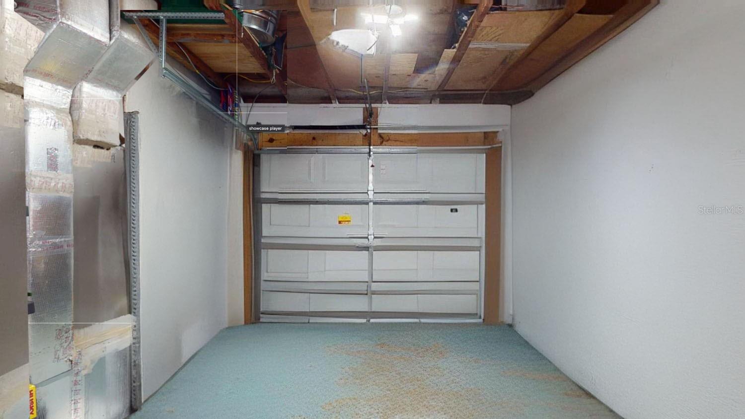 Listing photo id 37 for 153 Monroe Circle N