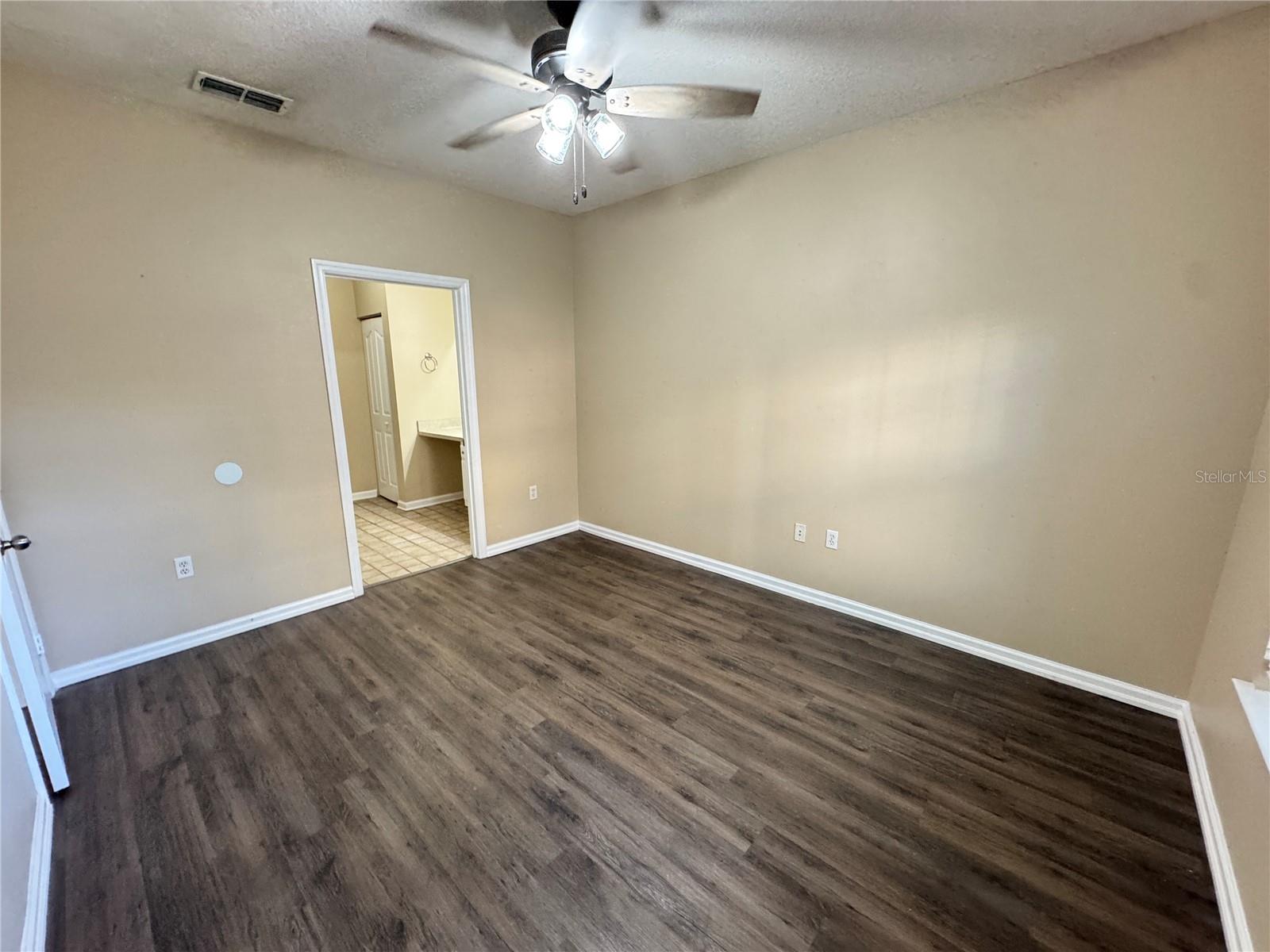 Image 10 of 30 For 4207 Dale Mabry Highway 10107