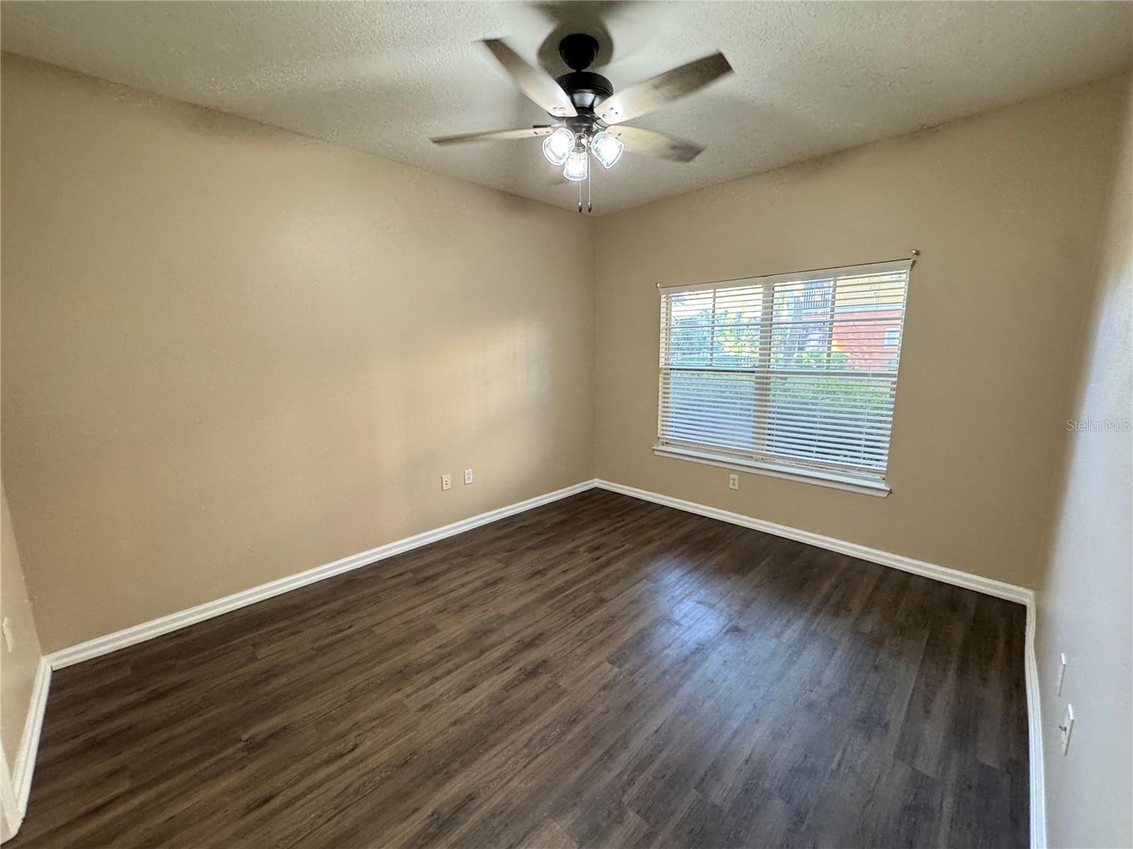 Image 9 of 30 For 4207 Dale Mabry Highway 10107