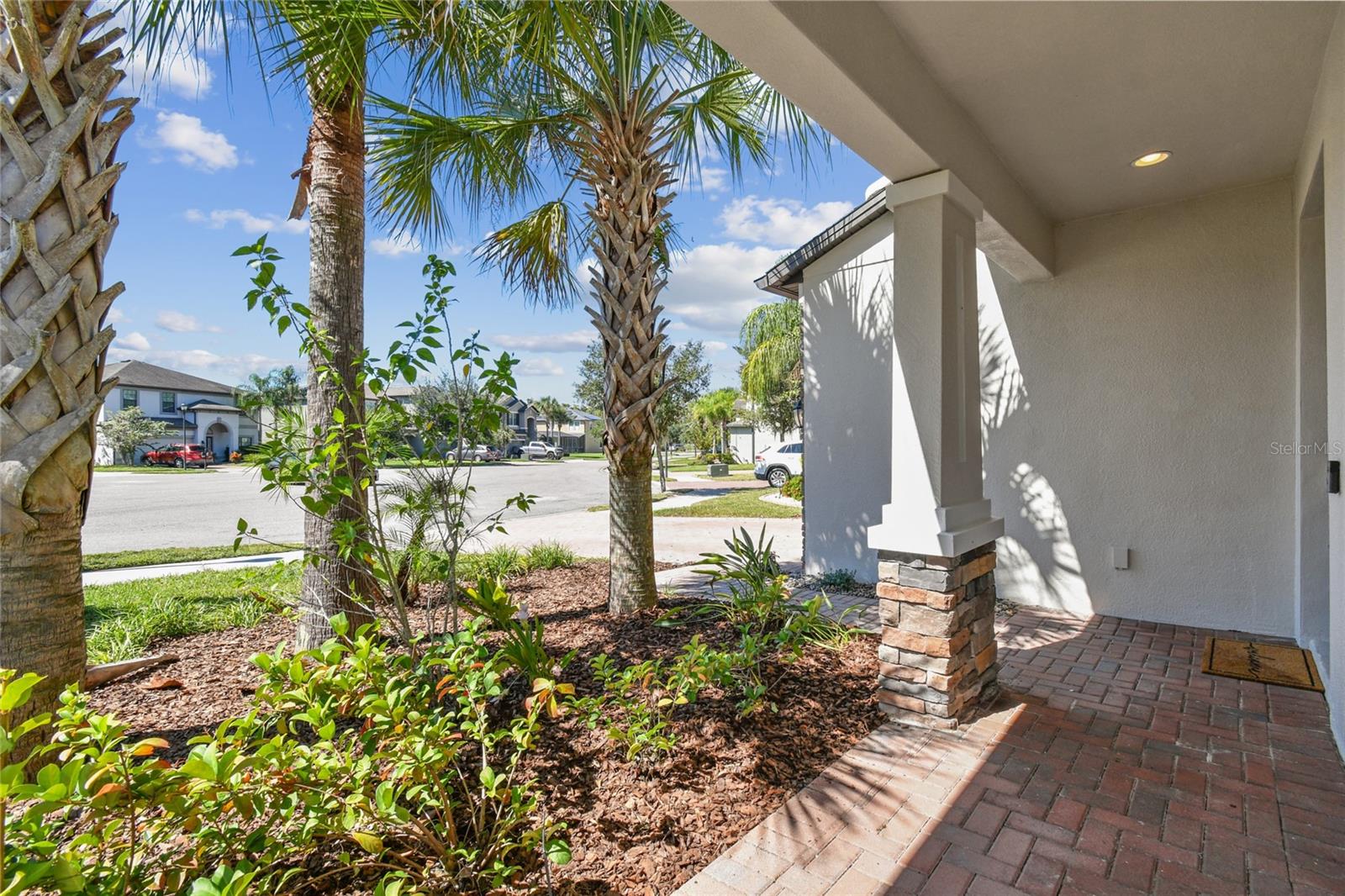 Image 10 of 77 For 19556 Whispering Brook Drive