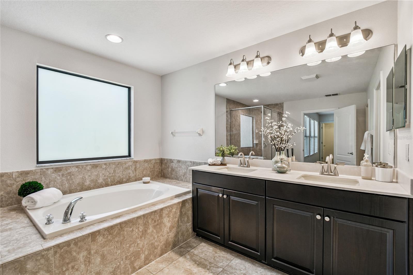 Image 48 of 77 For 19556 Whispering Brook Drive