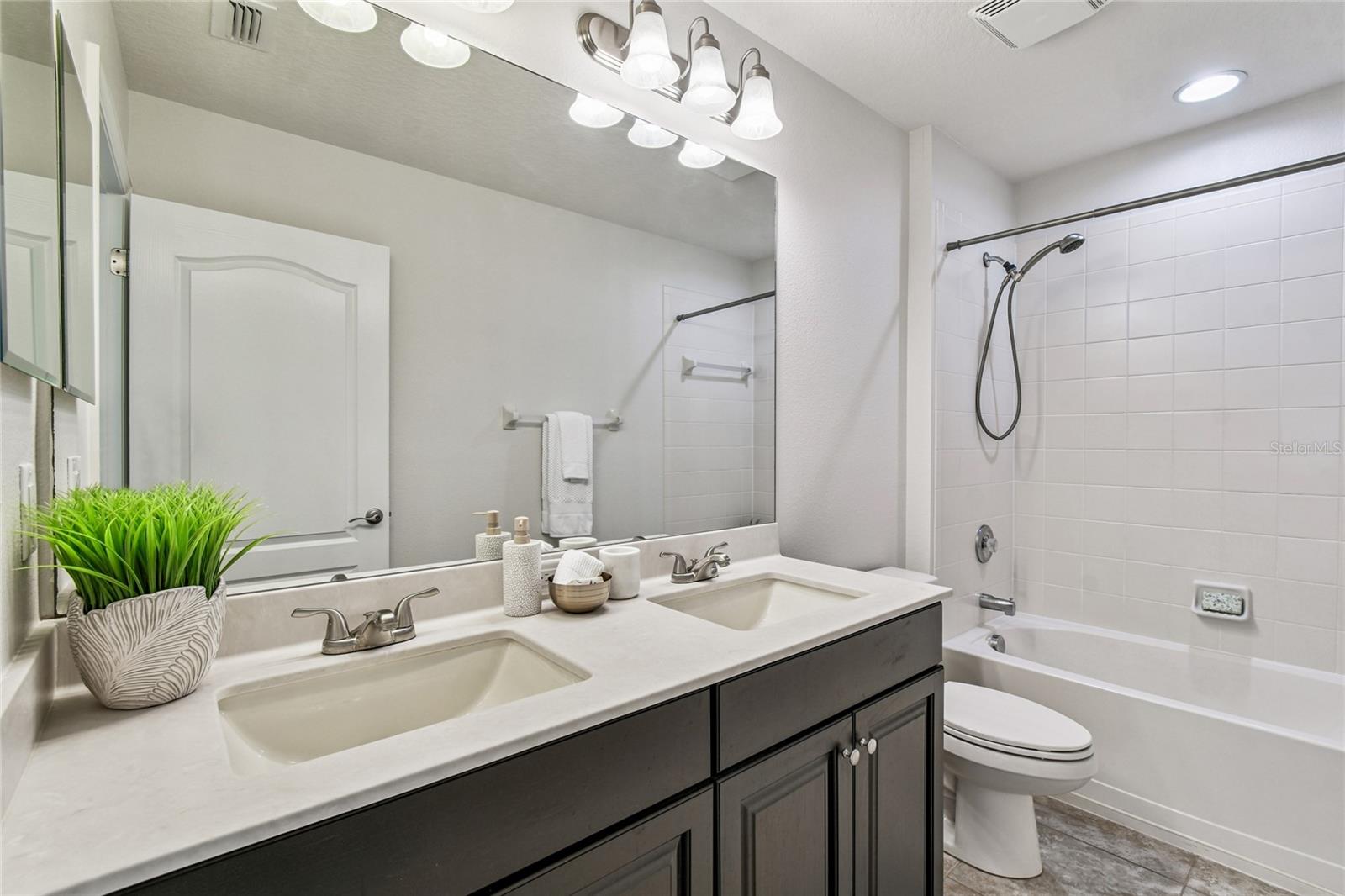 Image 54 of 77 For 19556 Whispering Brook Drive