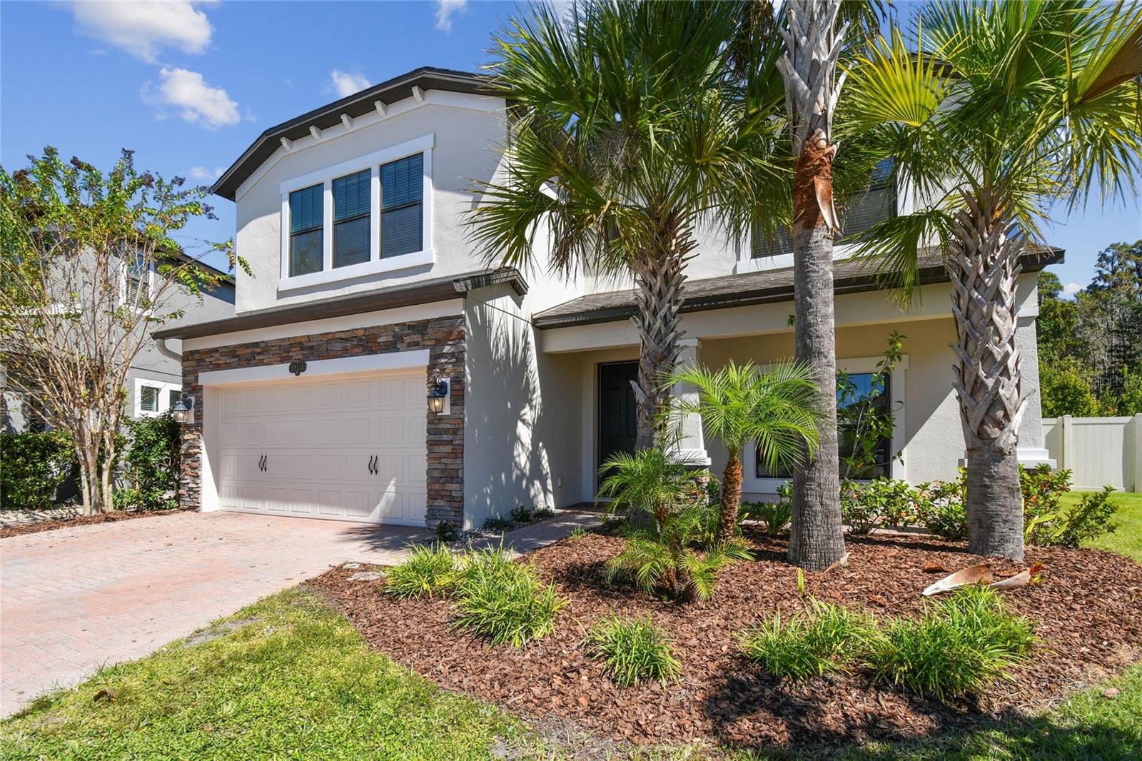 Image 6 of 77 For 19556 Whispering Brook Drive