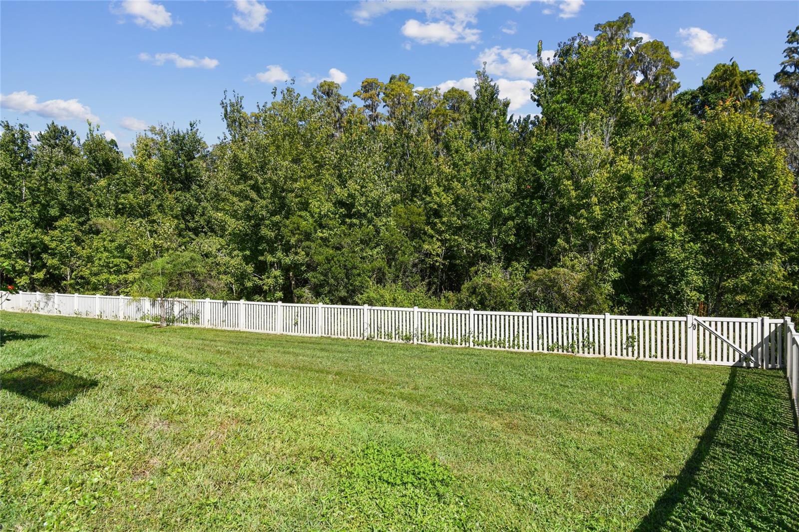 Image 64 of 77 For 19556 Whispering Brook Drive