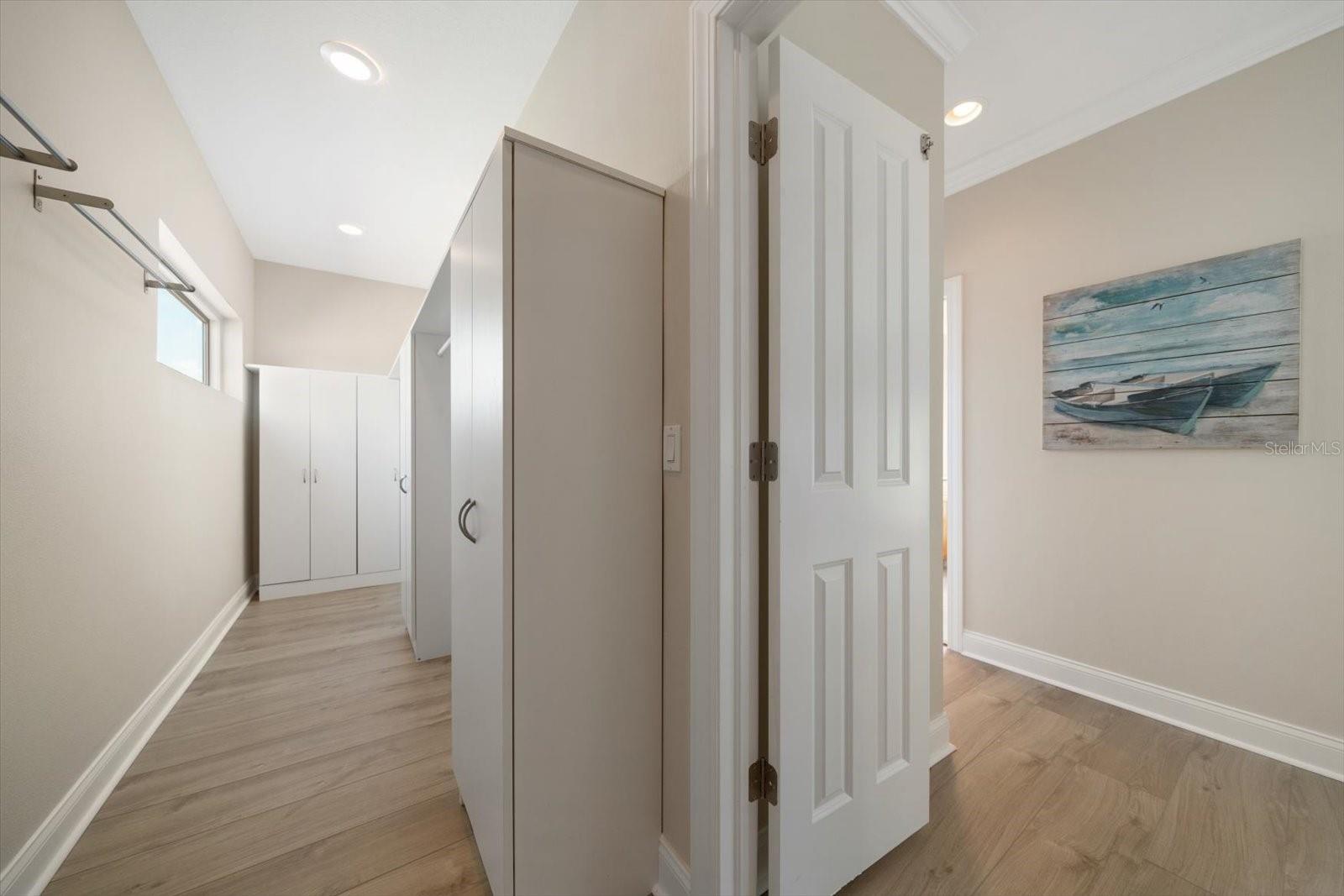 Image 23 of 64 For 417 20th Avenue