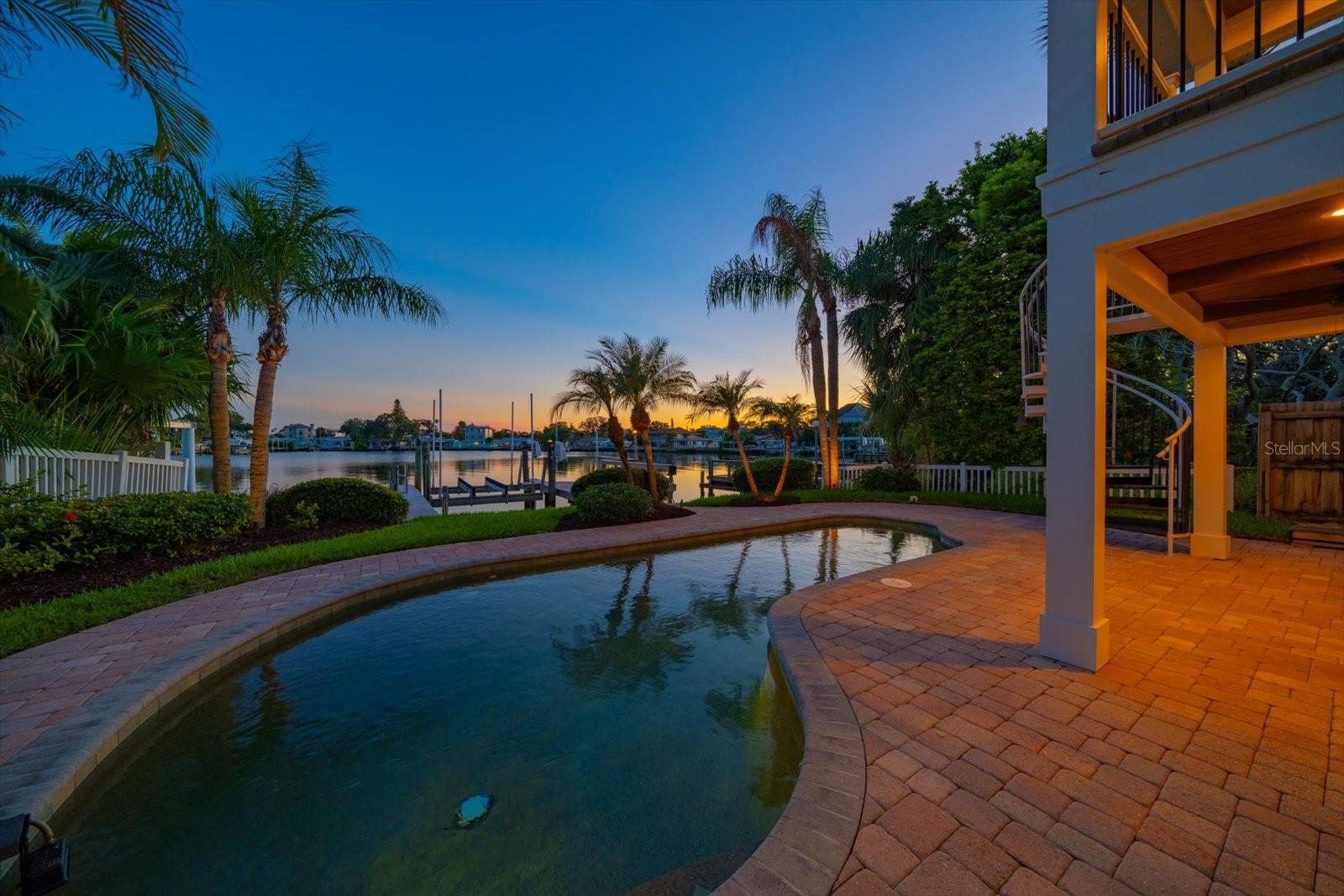 Image 7 of 64 For 417 20th Avenue