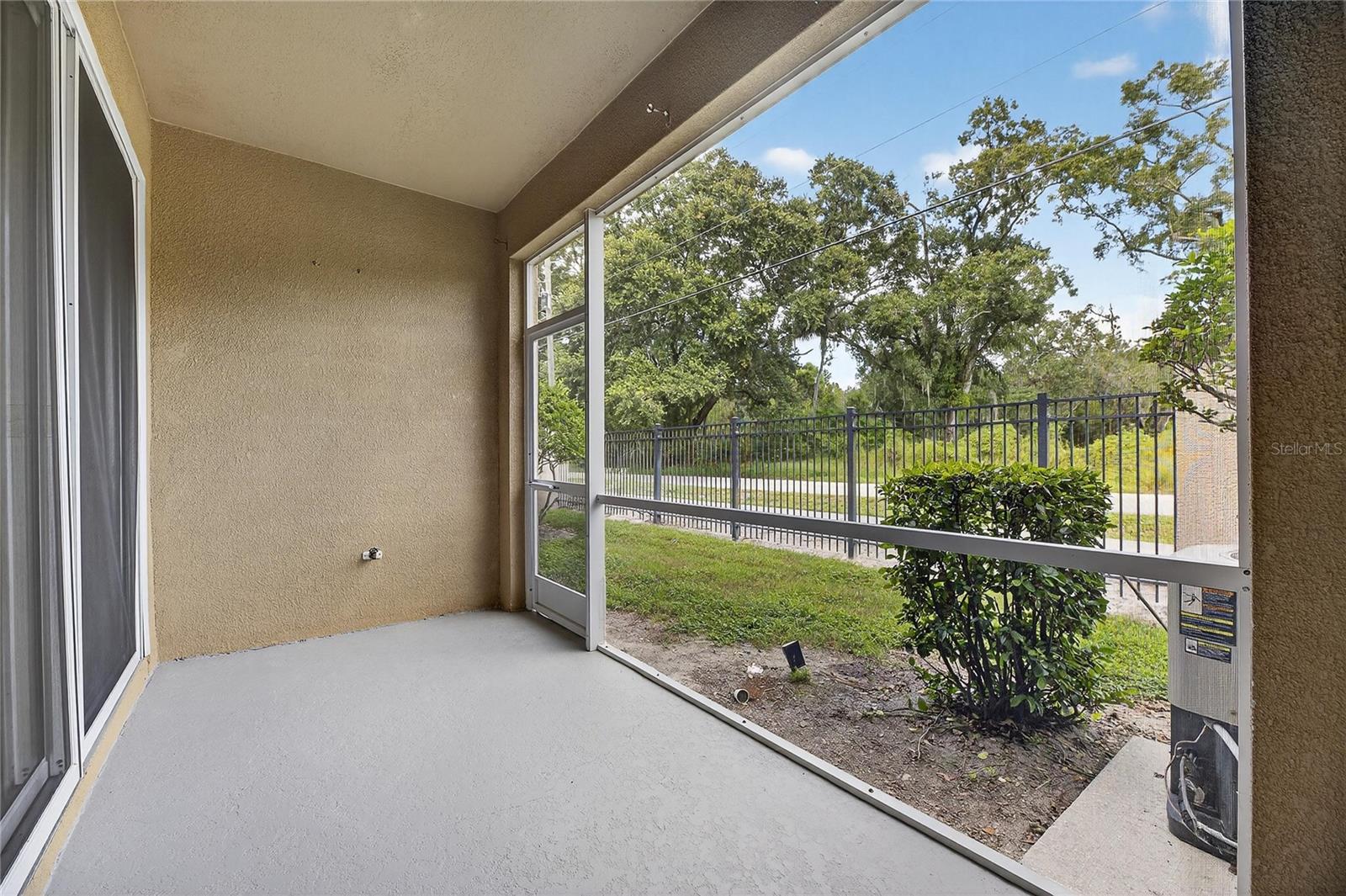 Image 11 of 29 For 9810 Fan Palm Way