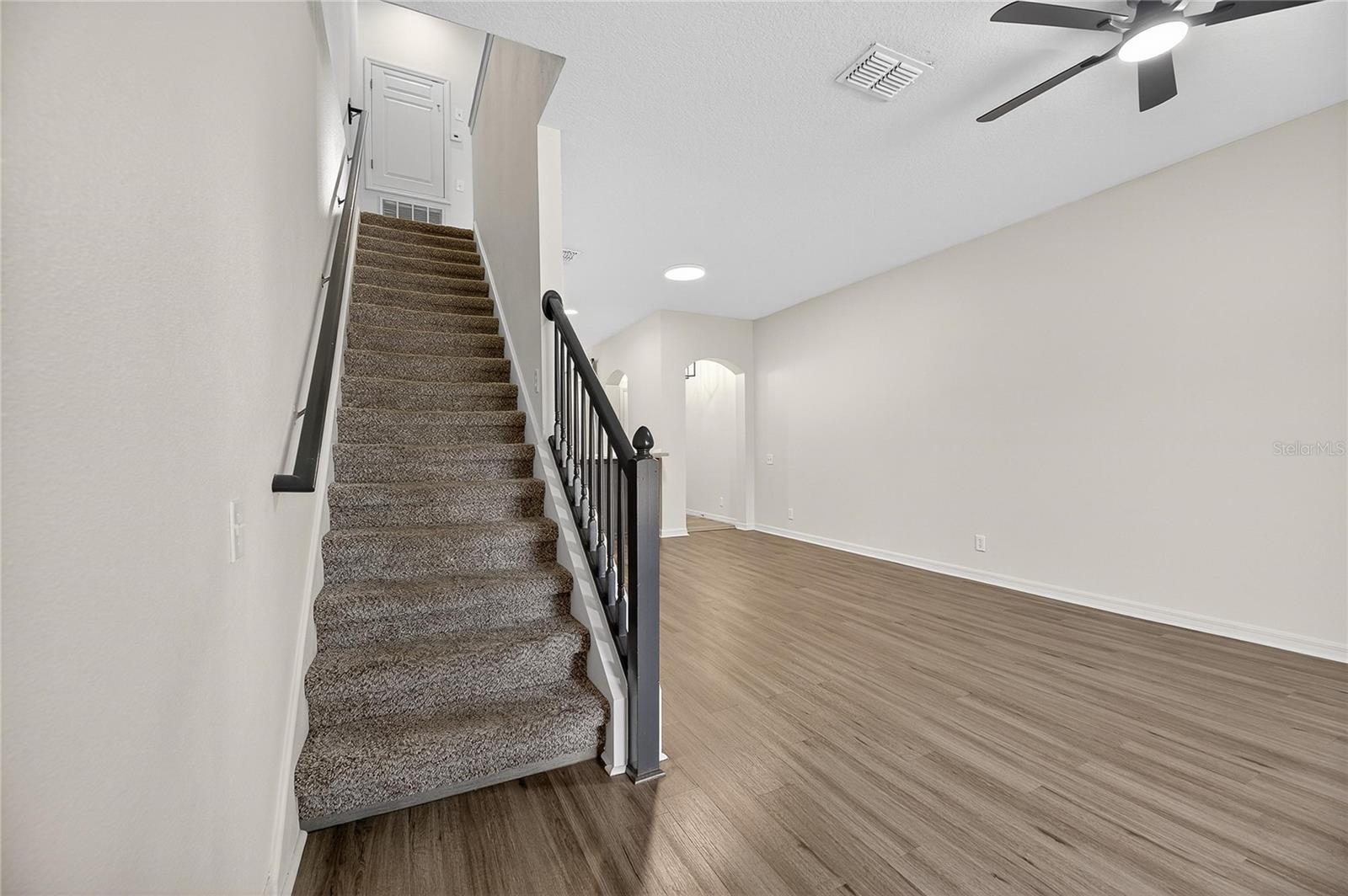 Image 13 of 29 For 9810 Fan Palm Way
