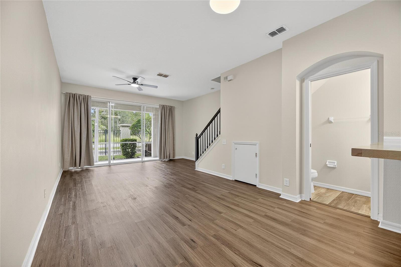 Image 5 of 29 For 9810 Fan Palm Way