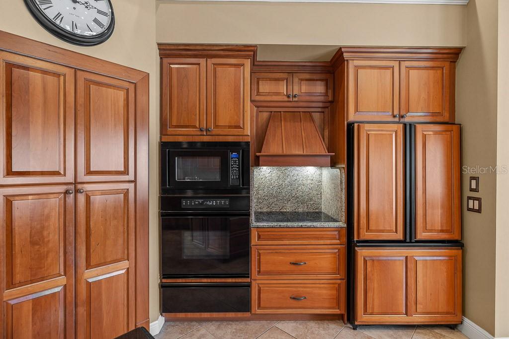 Image 10 of 42 For 15211 Intracoastal Court