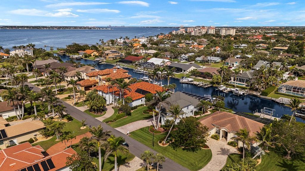 Image 37 of 42 For 15211 Intracoastal Court