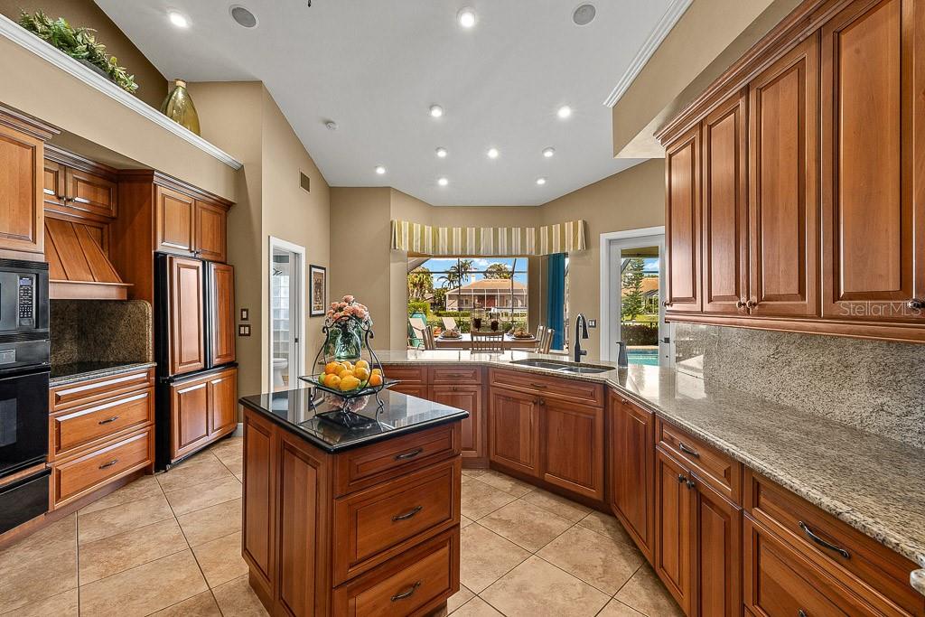 Image 9 of 42 For 15211 Intracoastal Court