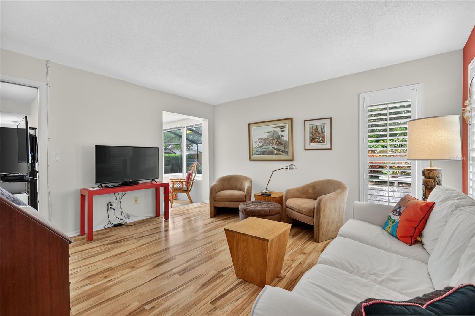 Image 15 of 35 For 450 Sierra Circle E