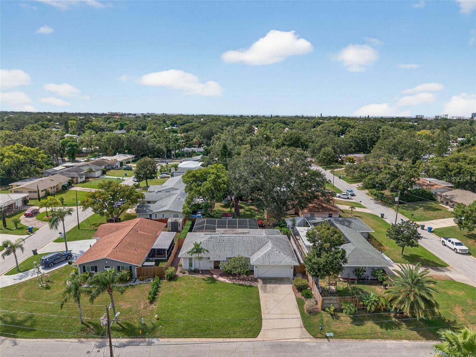 Image 31 of 35 For 450 Sierra Circle E