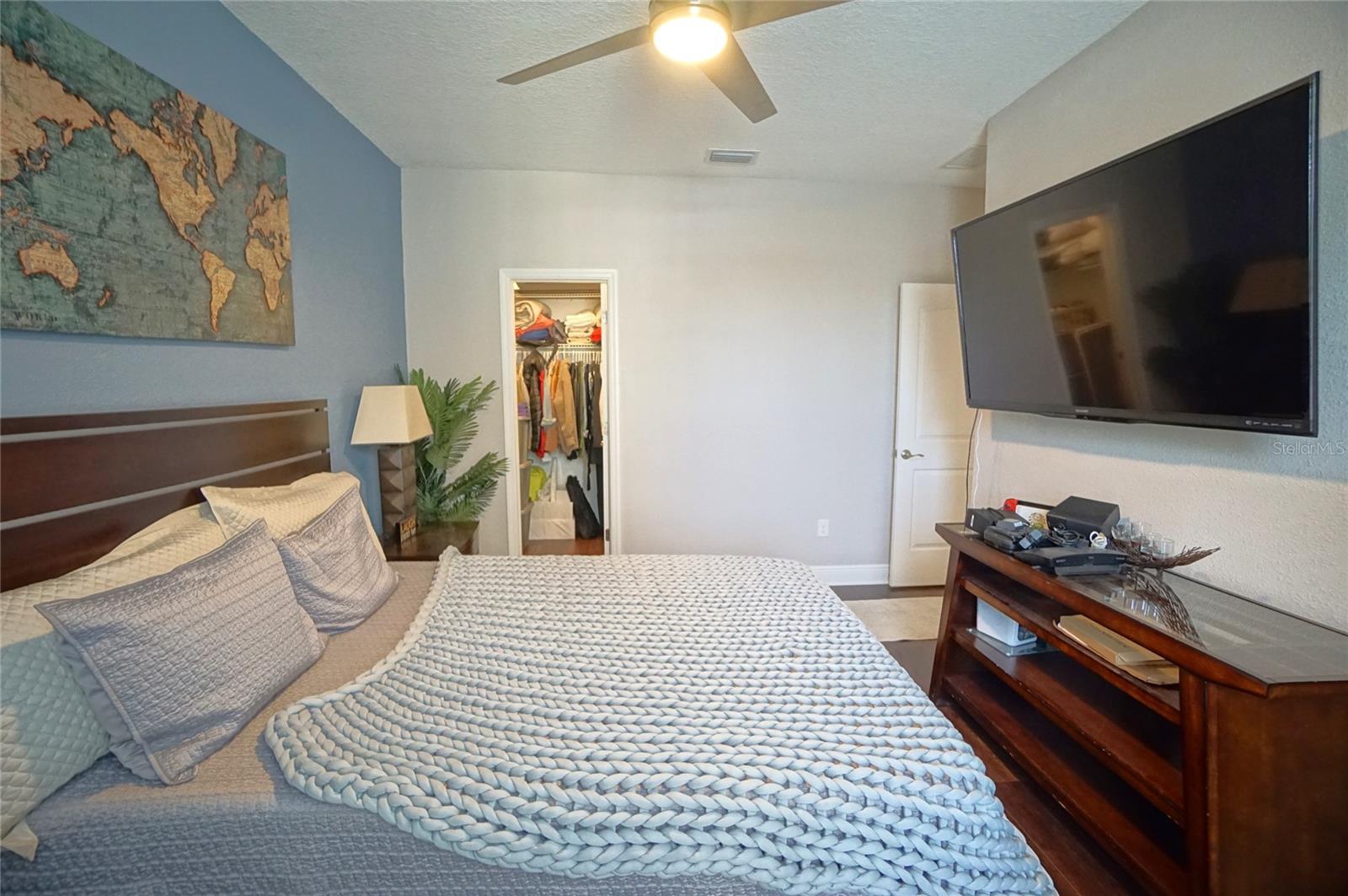 Image 19 of 26 For 115 Arrawana Avenue 8