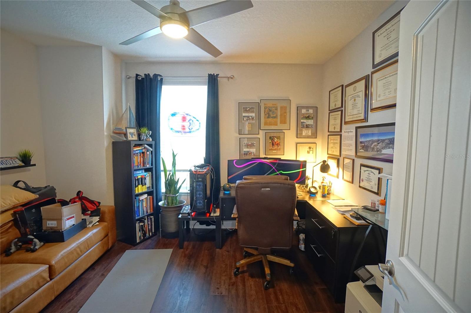 Image 20 of 26 For 115 Arrawana Avenue 8