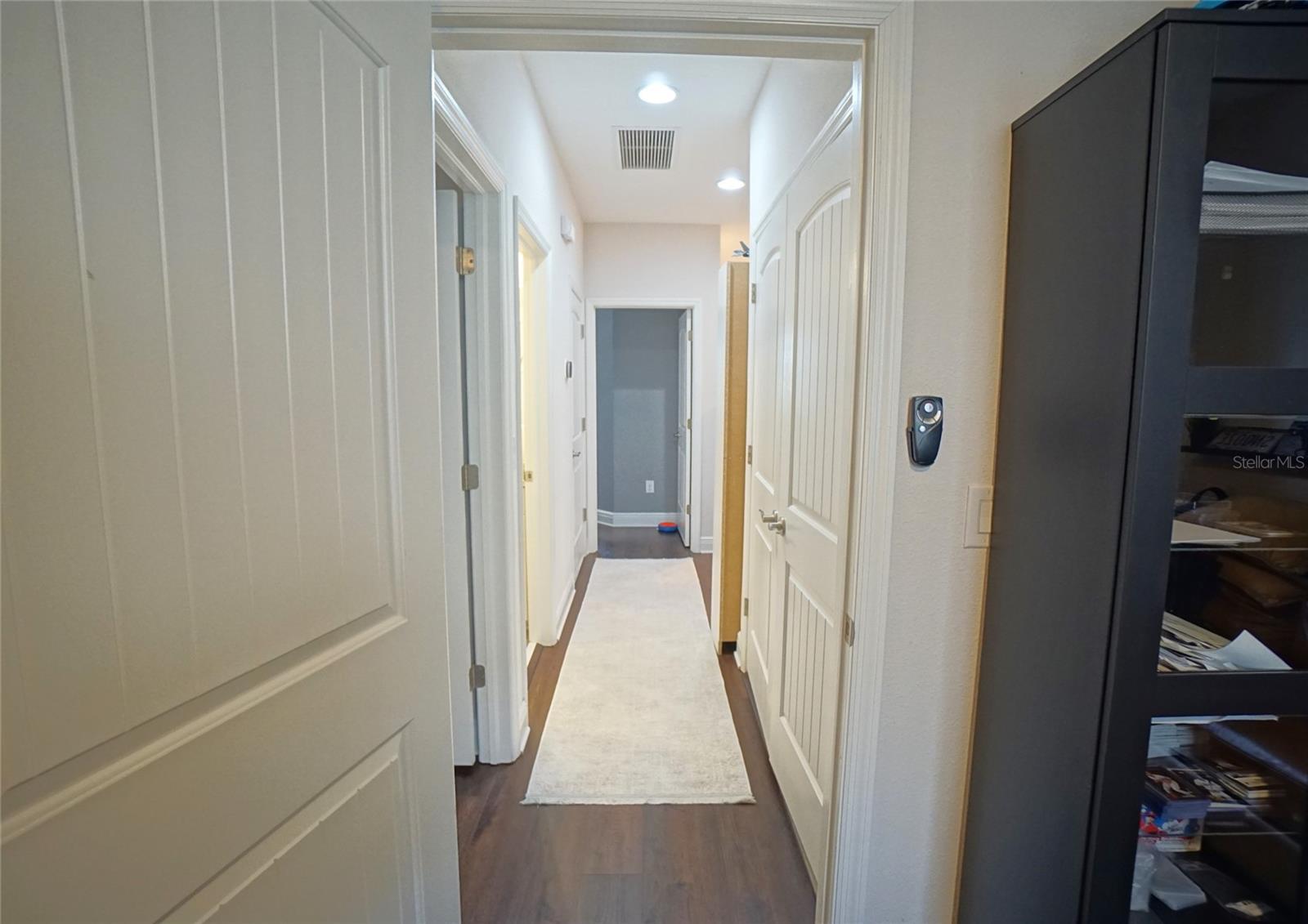 Image 21 of 26 For 115 Arrawana Avenue 8
