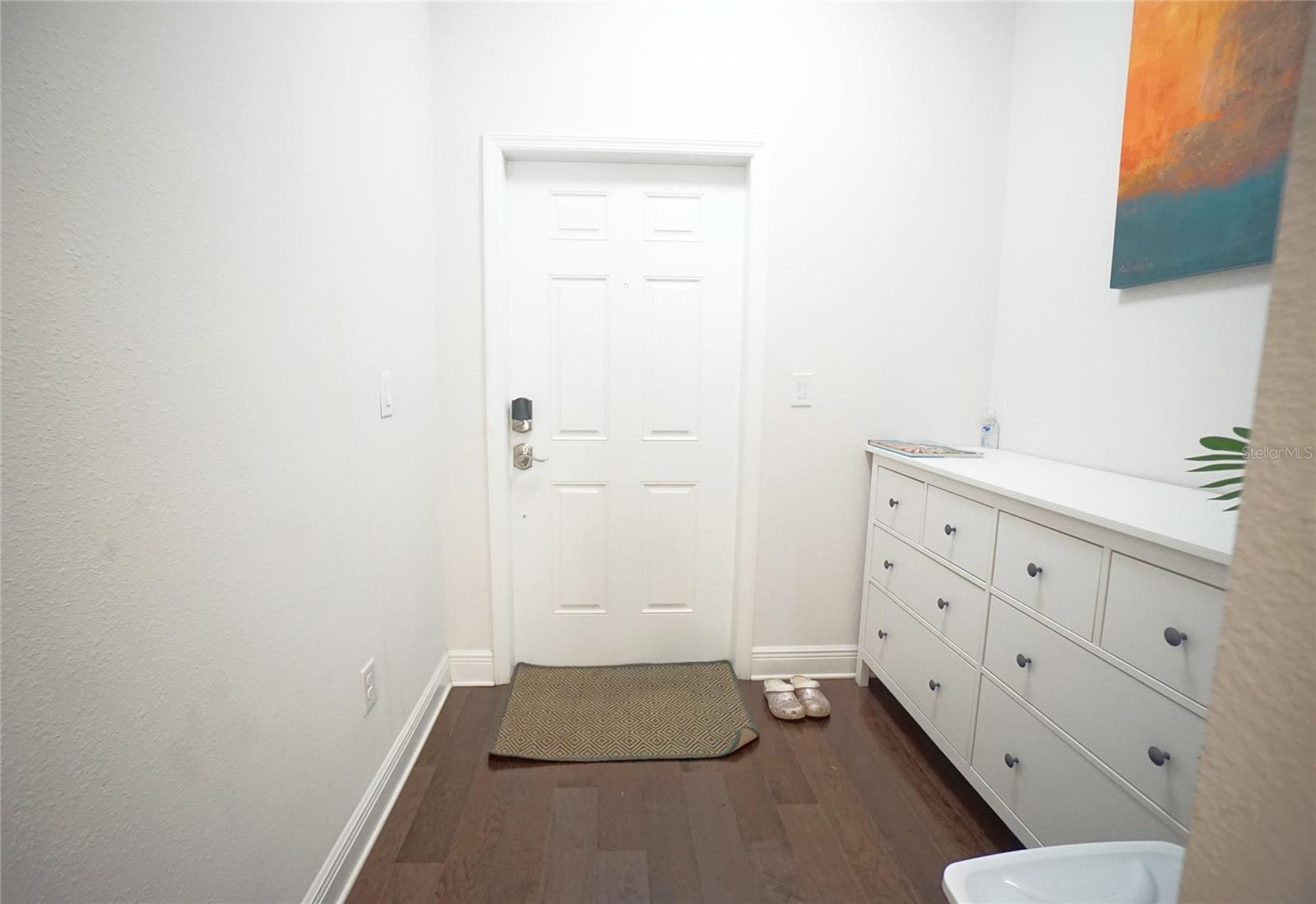 Image 25 of 26 For 115 Arrawana Avenue 8