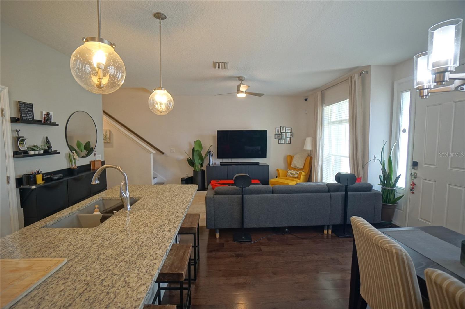 Image 8 of 26 For 115 Arrawana Avenue 8