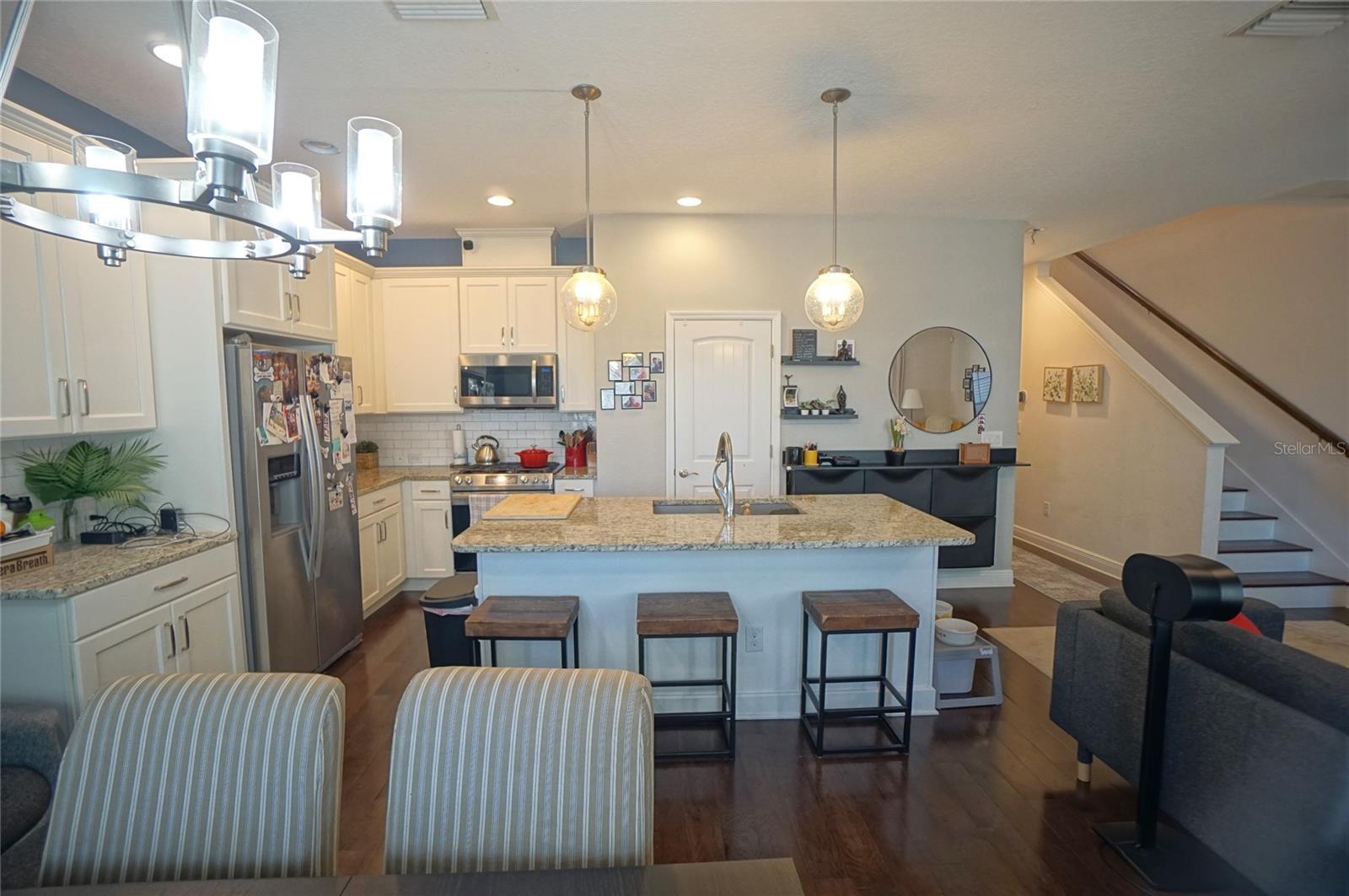 Image 9 of 26 For 115 Arrawana Avenue 8