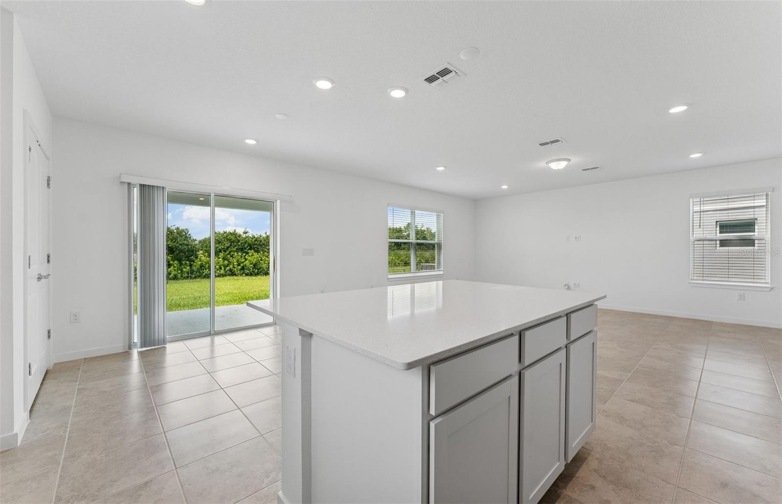 Image 4 of 18 For 9127 Newmons Place