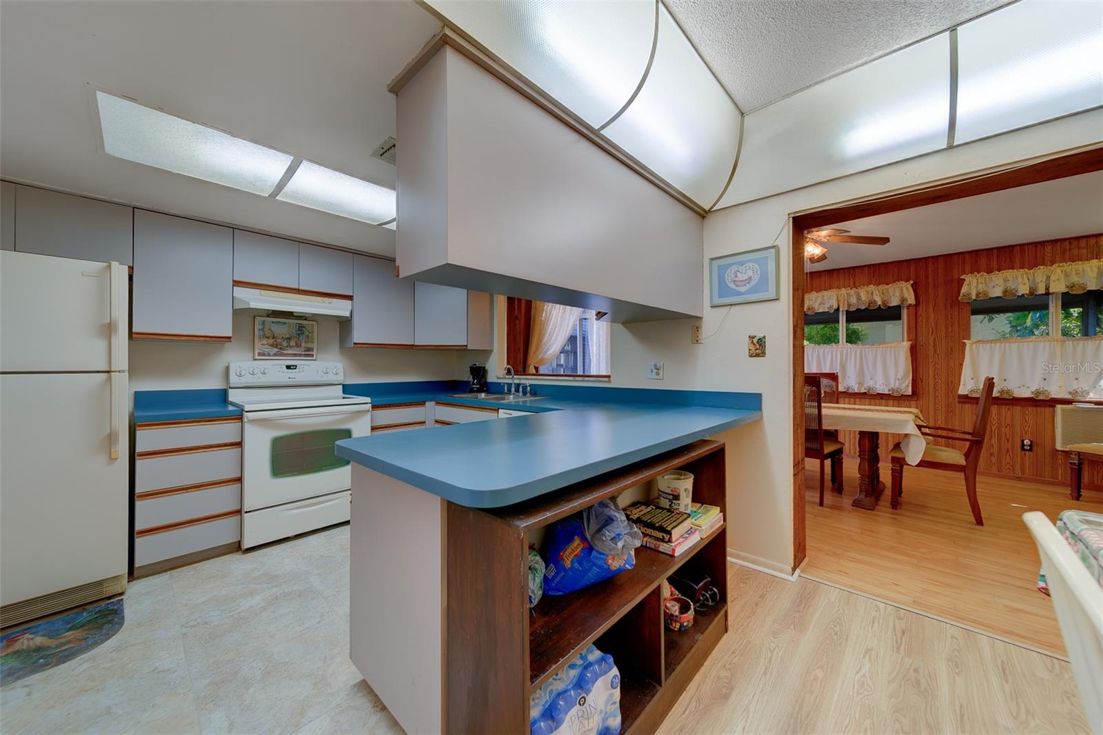 Image 13 of 90 For 2069 San Sebastian Way N