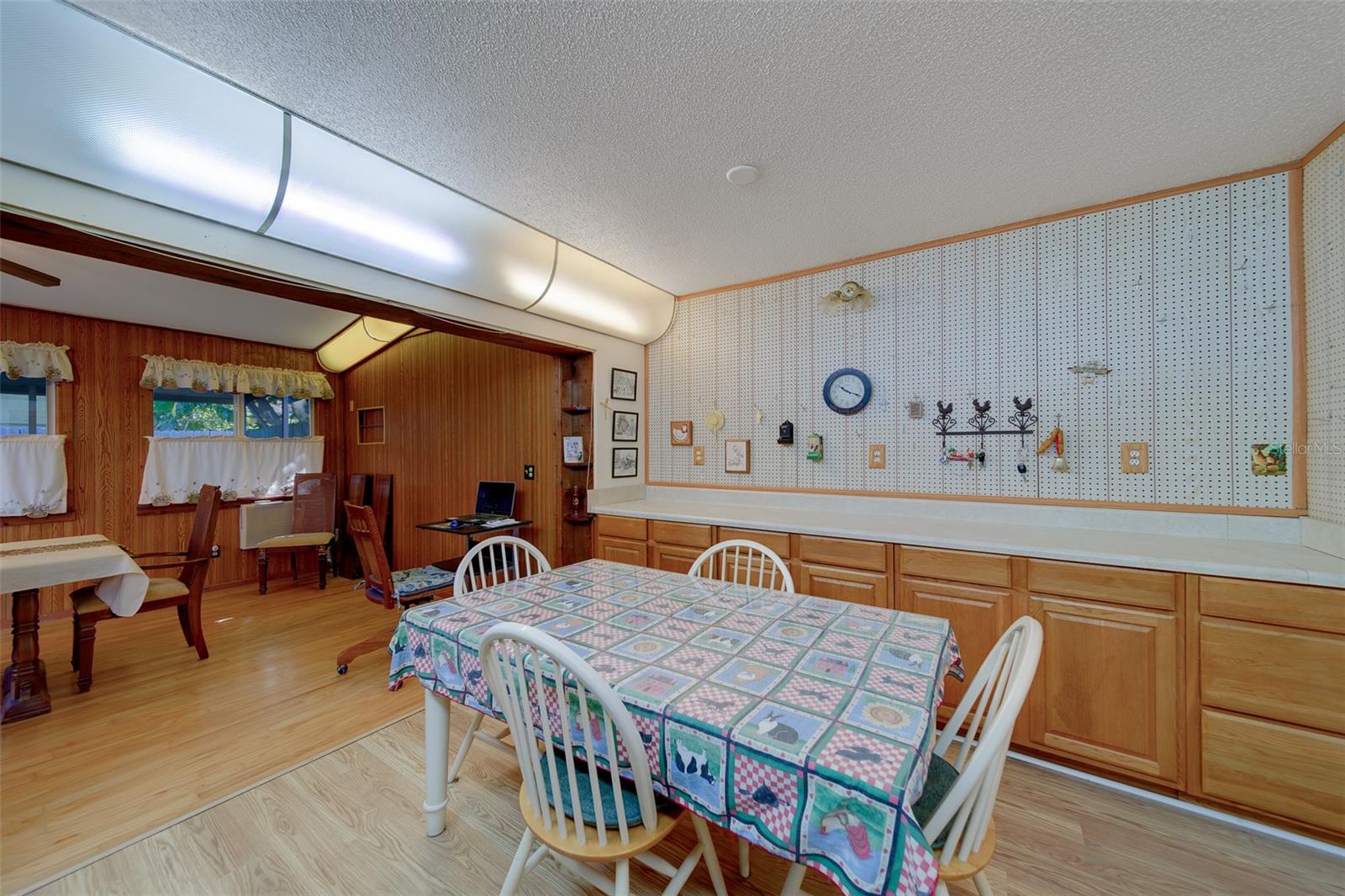 Image 16 of 90 For 2069 San Sebastian Way N