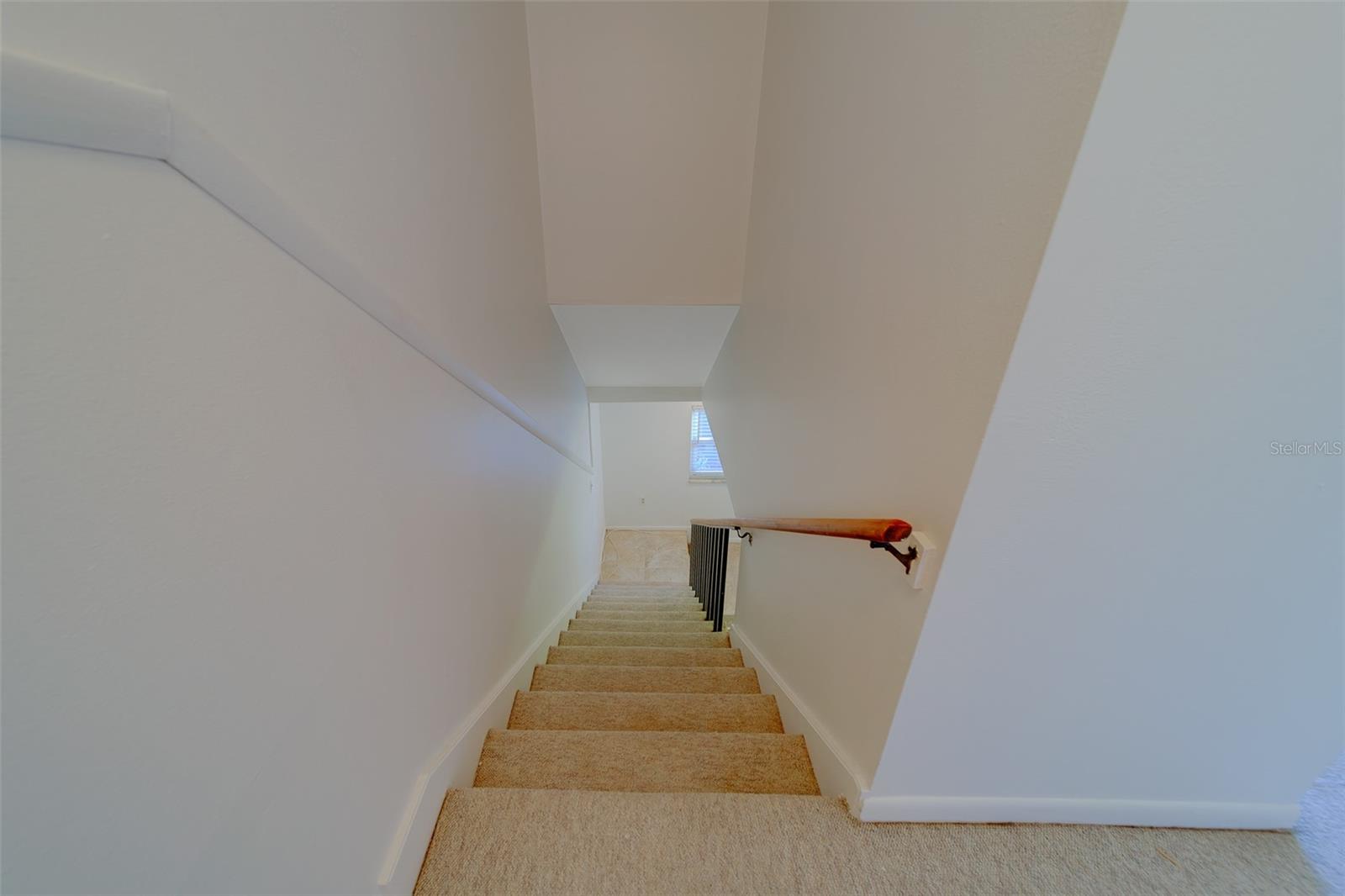 Image 28 of 90 For 2069 San Sebastian Way N