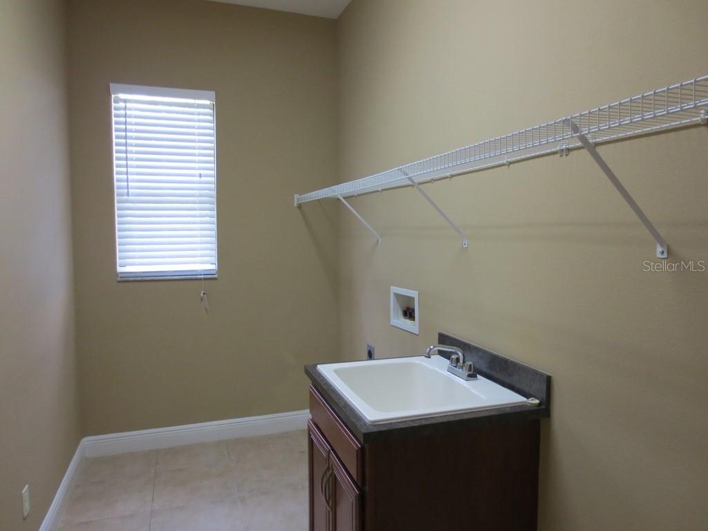Image 9 of 24 For 1004 John Cressler Drive