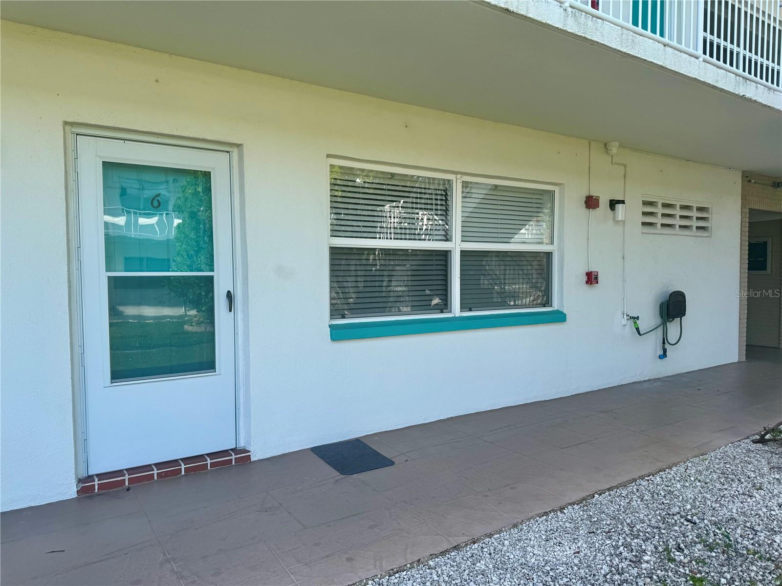 Details for 5855 18th Street N 6, ST PETERSBURG, FL 33714